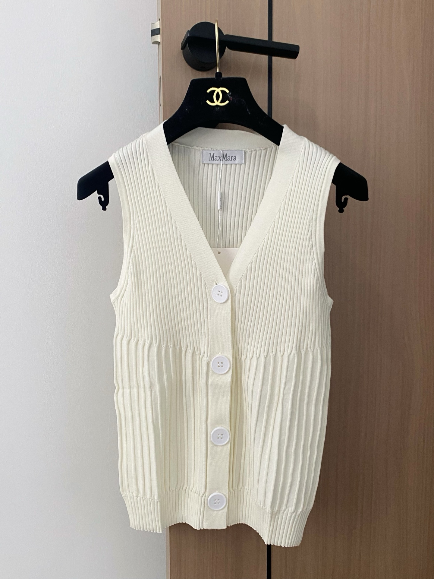 NO:429653,New three-color vest, button embellishment, color, number of codes //,,alexander wang19860909新款 三色马甲 纽扣修饰点缀 色 码数//,,alexander wang,Women's clothing
