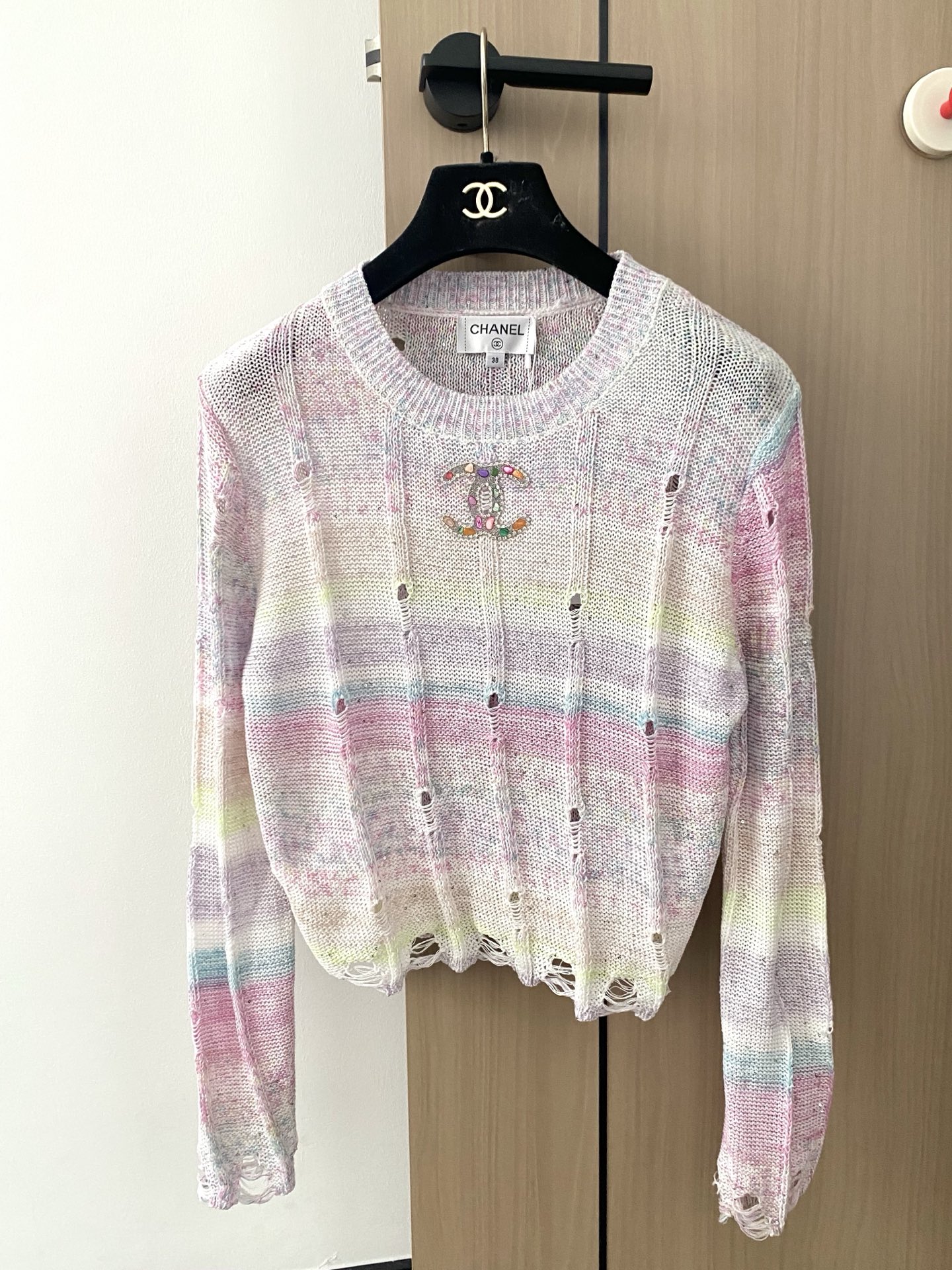 NO:440457,New style, colorful gradient color long sleeves, breathable fabric, logo pattern embellishment, high-end atmosphere on the upper body, color //,,alexander wang19860909新款 彩色渐变色长袖 面料透气 logo图案修饰点缀 上身高级氛围感 色 //,,alexander wang,Women's clothing