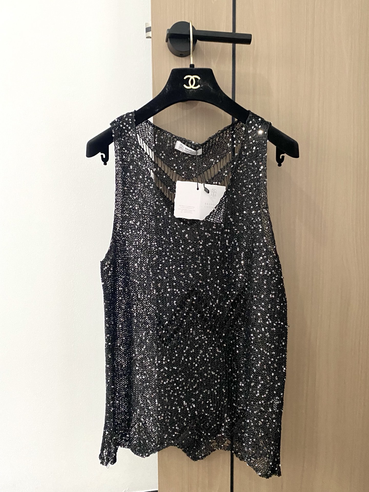 NO:445528,New two-color bead vest, breathable fabric, slim and high-end upper body, high-end atmosphere, color //,,alexander wang19860909新款 二色珠片背心 面料透气 显瘦高级 上身高级氛围感 色//,,alexander wang,Women's clothing
