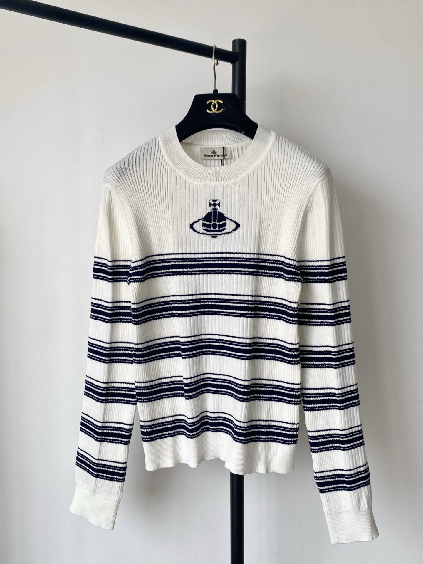 NO:460921,New two-color long-sleeved pattern Saturn embellishes, high-end and fashionable upper body, super slim! Color code //,alexander wang19860909新款二色长袖 图案土星修饰点缀 上身高級時尚超級显瘦！色碼 //,,alexander wang,Women's clothing