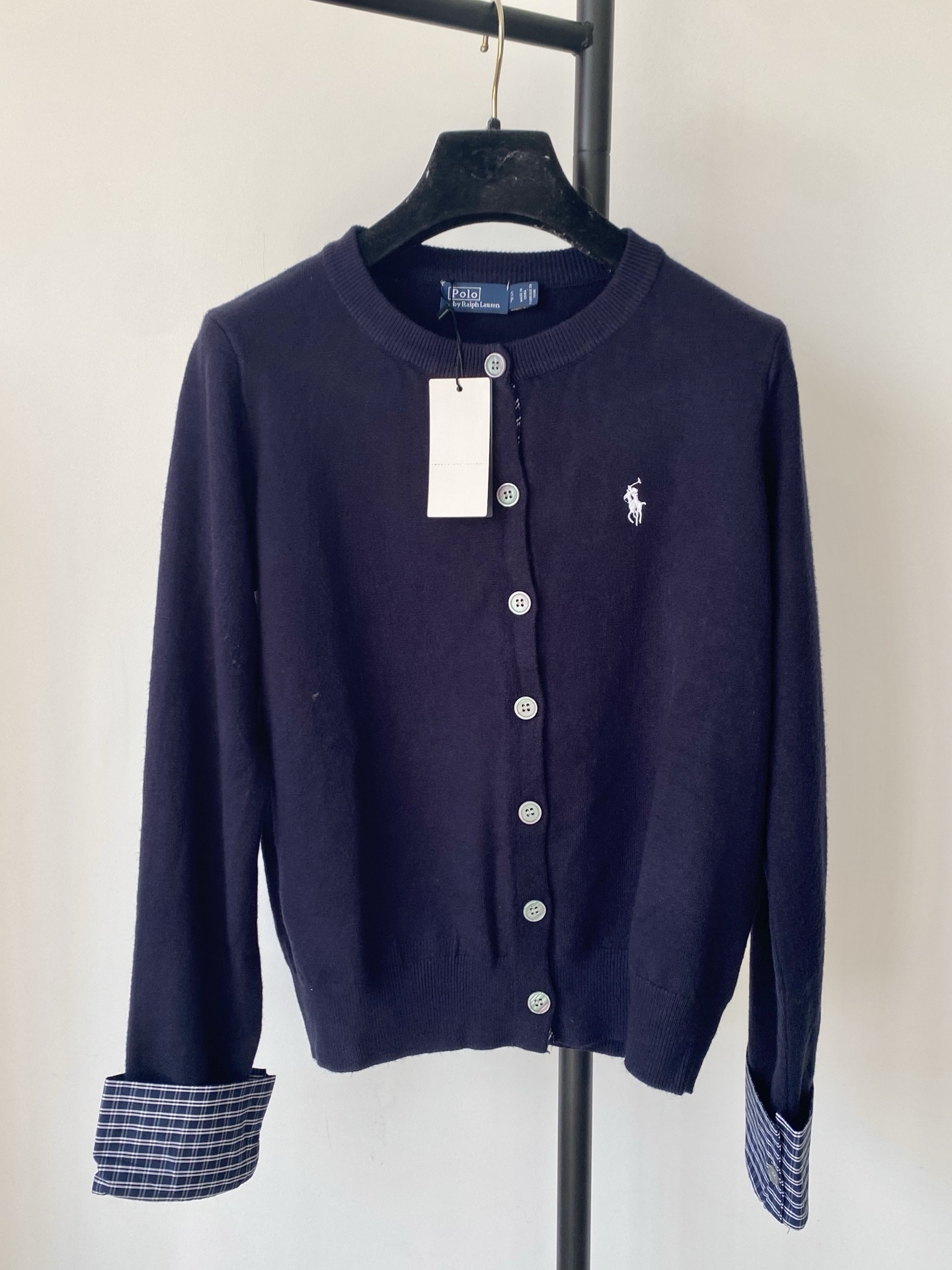 NO:460958,Ralph Lauren Three-color cardigan logo embellishment and decoration, super slim on the upper body Color code //,,loro piana,alexander wang19860909Ralph Lauren 三色开衫 logo点缀修饰 上身超級顯瘦 色碼 //,,loro piana,alexander wang,Women's clothing
