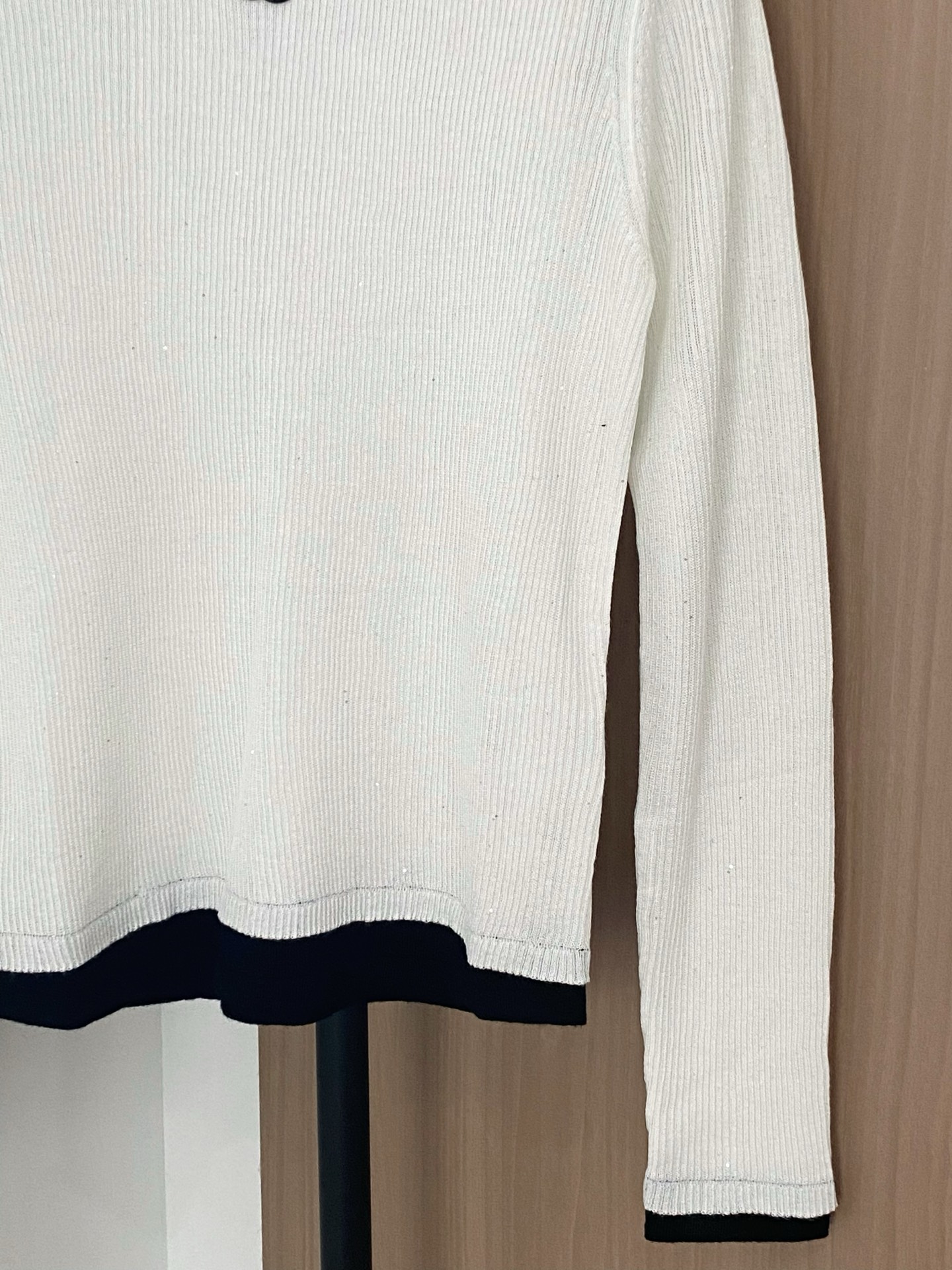 Chanel Women's White Long Sleeve Top with Black Trim and Logo Accent 5 i1756358312233 3773 0 3