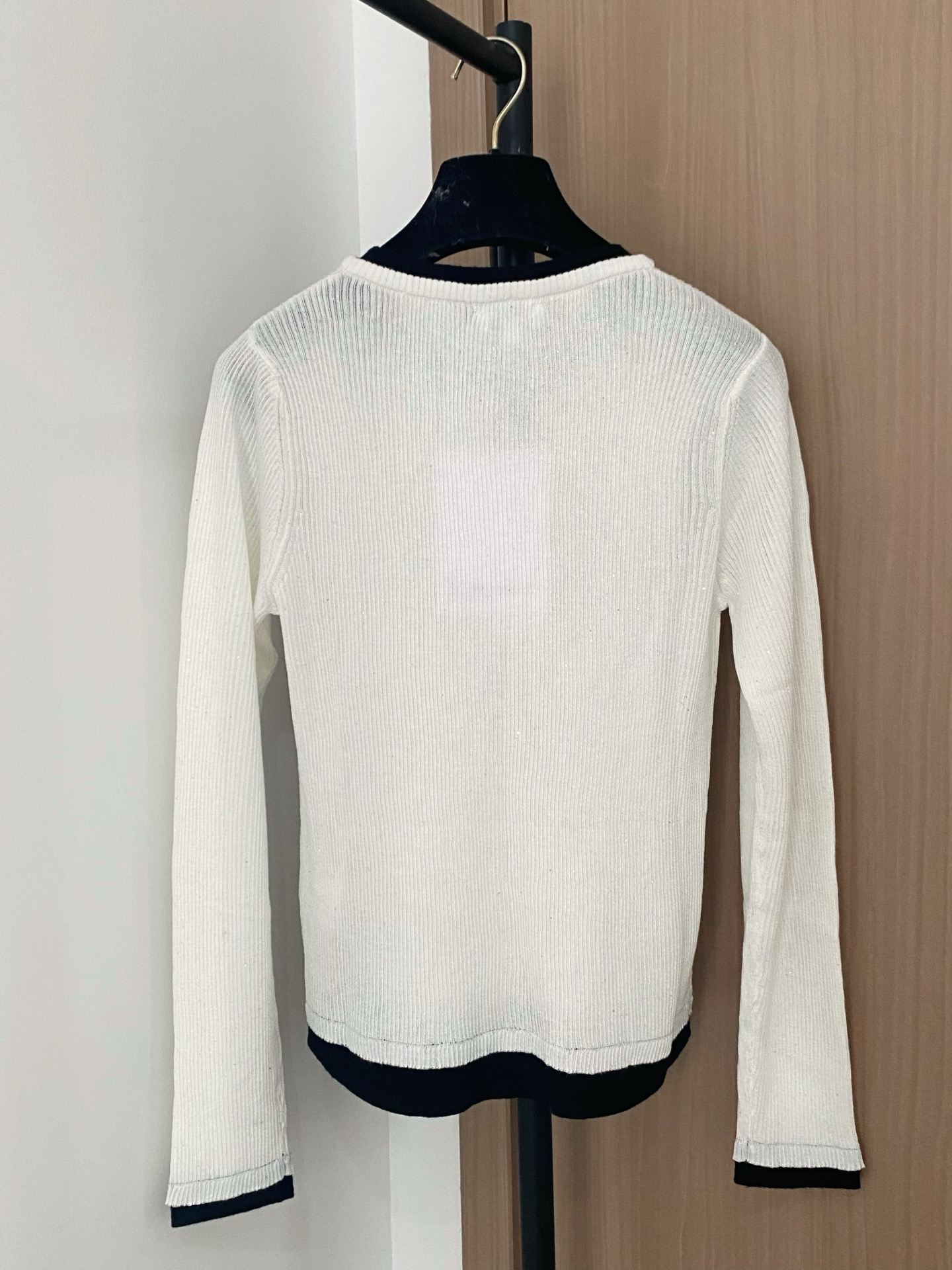Chanel Women's White Long Sleeve Top with Black Trim and Logo Accent 8 i1756358313078 1885 0 6