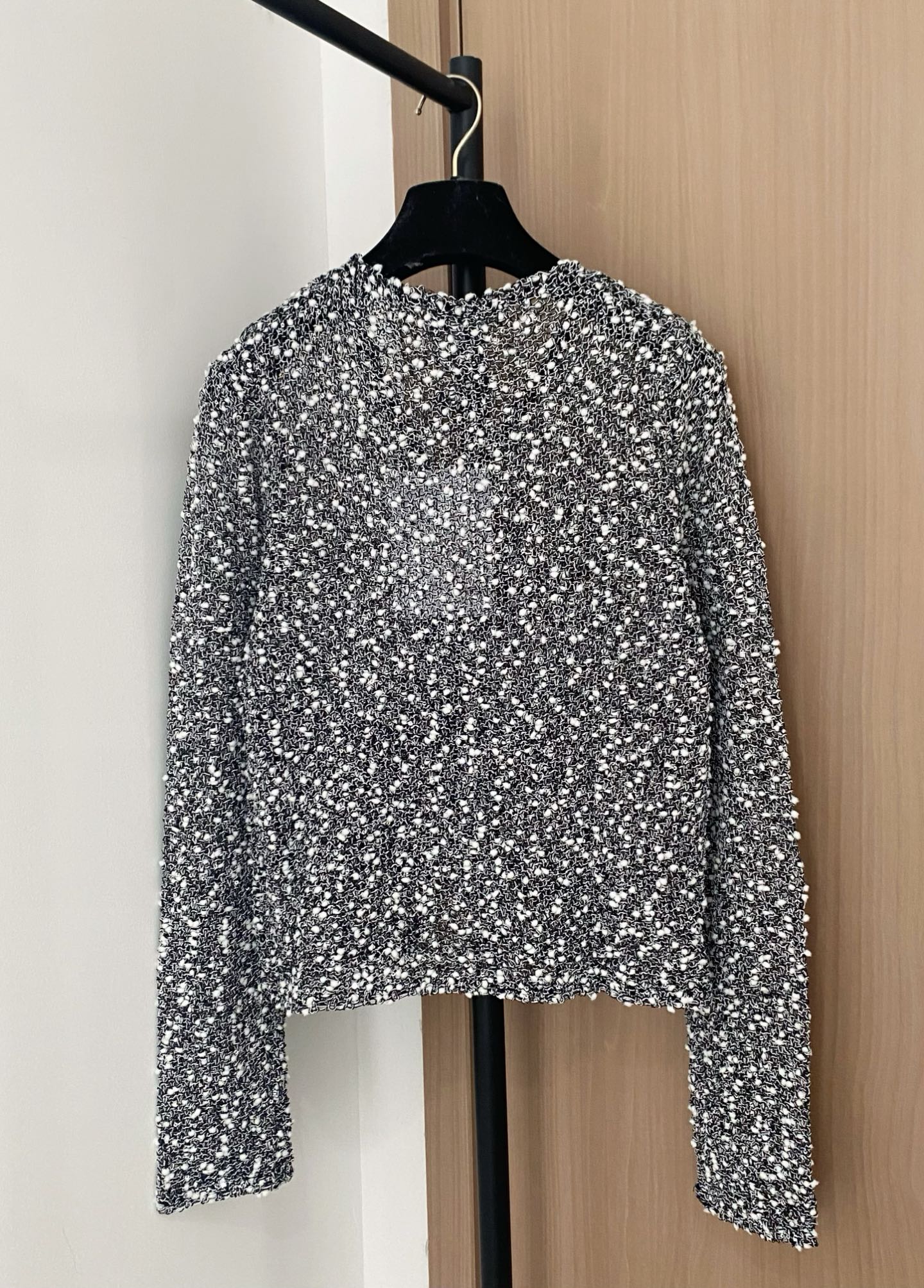 Chanel 25 New Women's Tweed Cardigan, Breathable Fabric, Logo Embellishment 9 i1756359640680 454 0 7