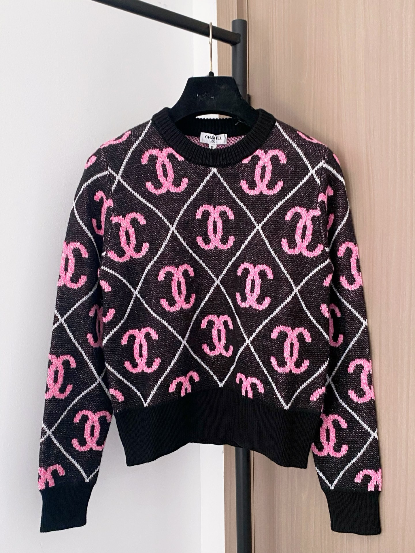 Chanel Women's Long Sleeve Sweater with Logo Pattern - Luxurious & Breathable