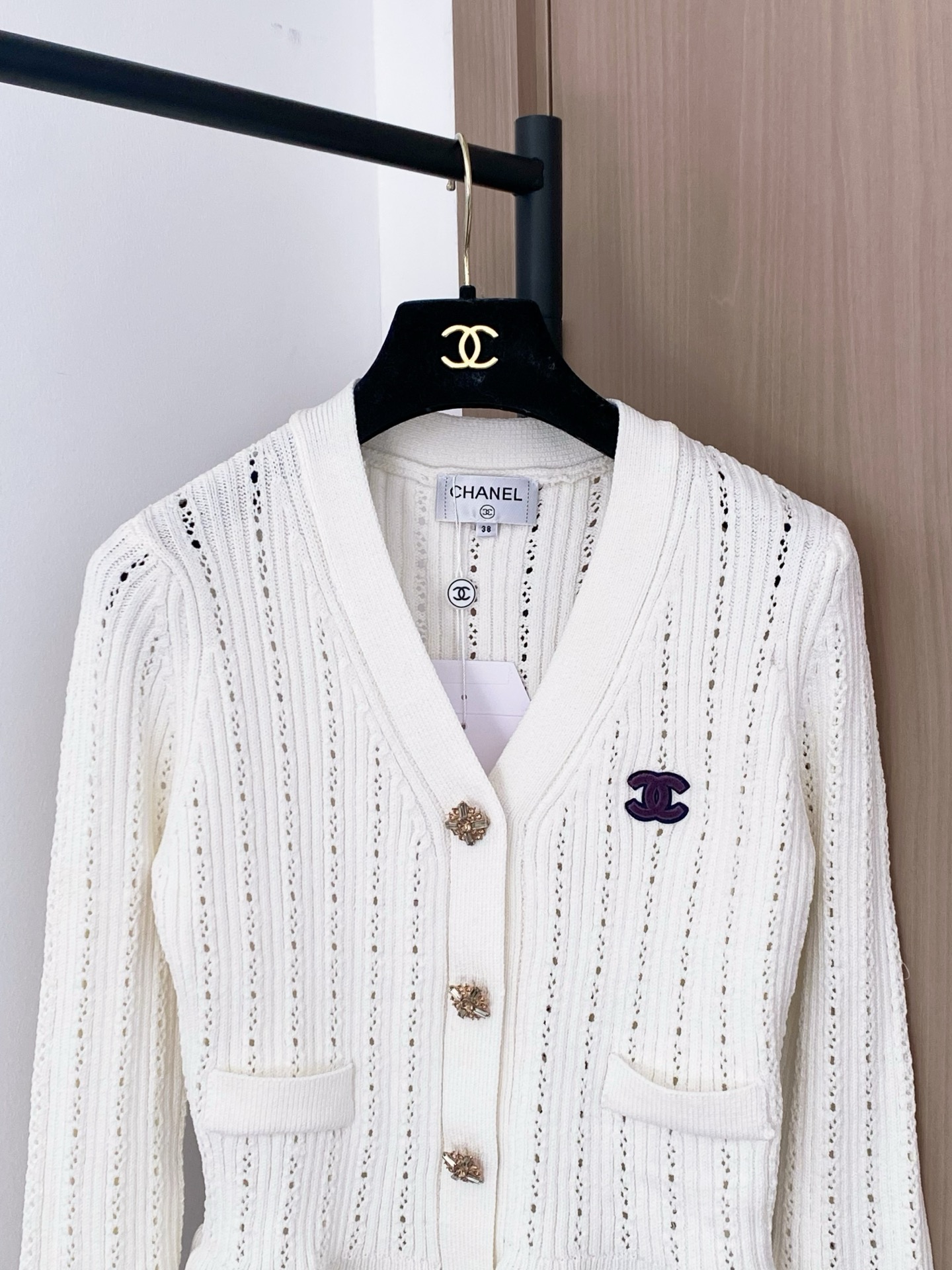 Chanel 25 New Women's Cardigan Breathable Fabric Logo Pattern Embellishment 3 i1757874793401 6200 0 1