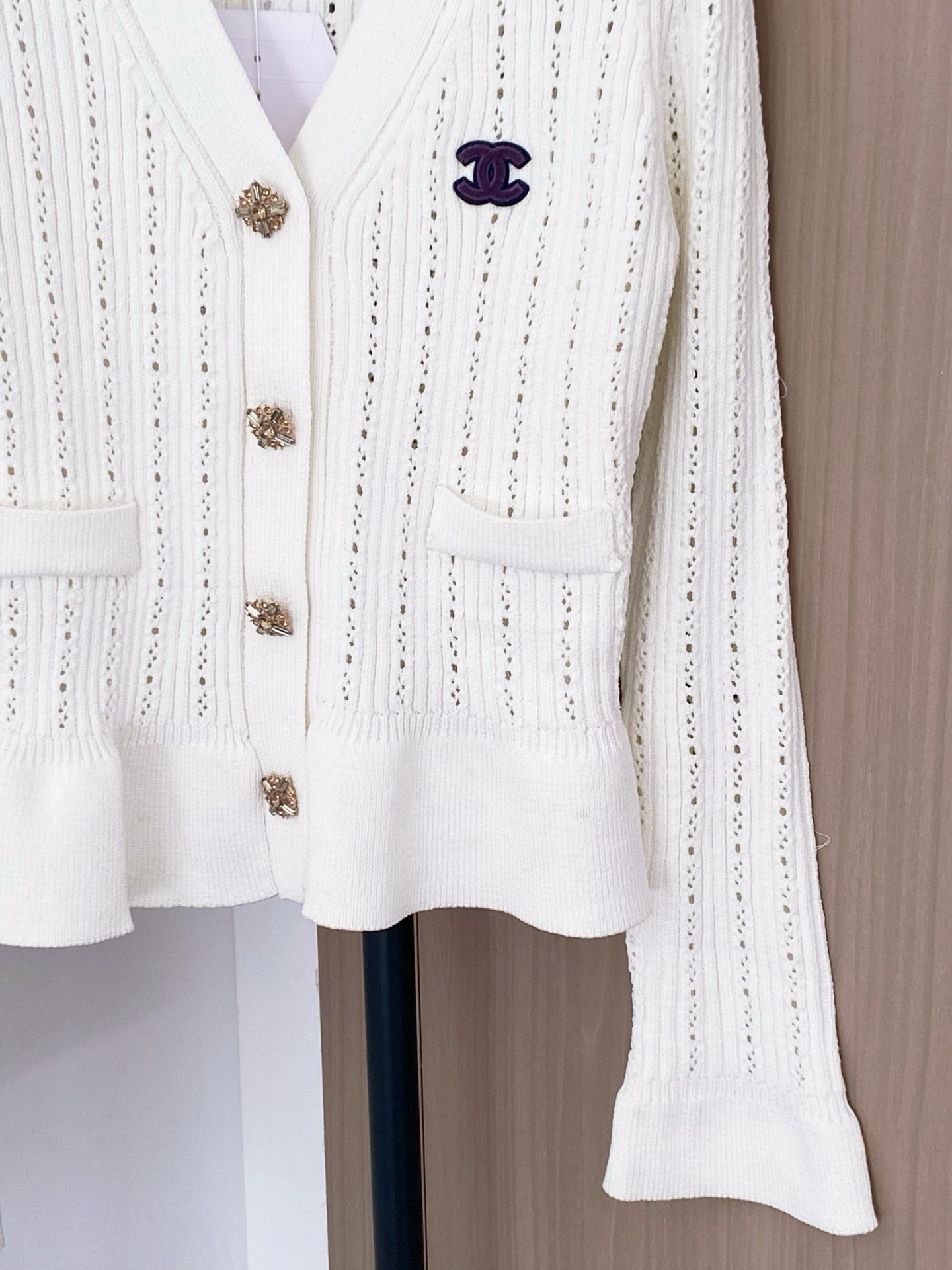 Chanel 25 New Women's Cardigan Breathable Fabric Logo Pattern Embellishment 5 i1757874793425 8576 0 3