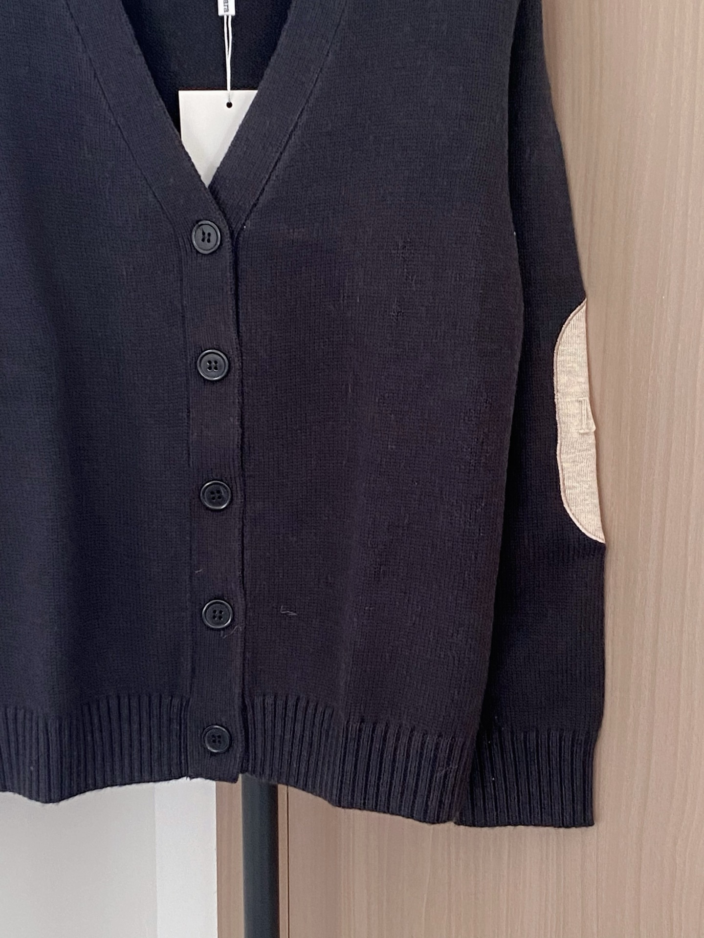 i1757876084581 619 0 3