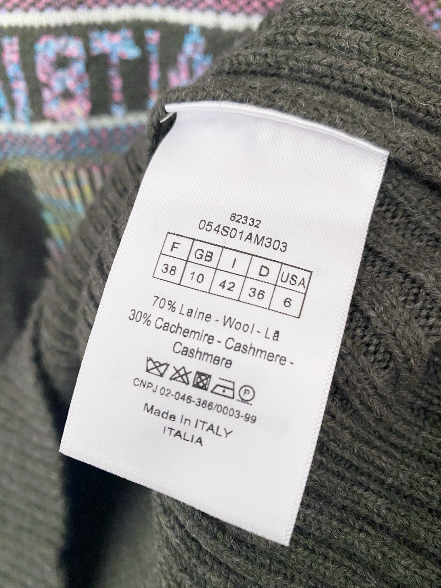 𝐃𝐢𝐨𝐫 𝟐𝟓新款 二色长袖 logo图案点缀修饰 上身顯瘦時尚 𝟐色𝟑碼 𝟑𝟔/𝟑𝟖/𝟒𝟎