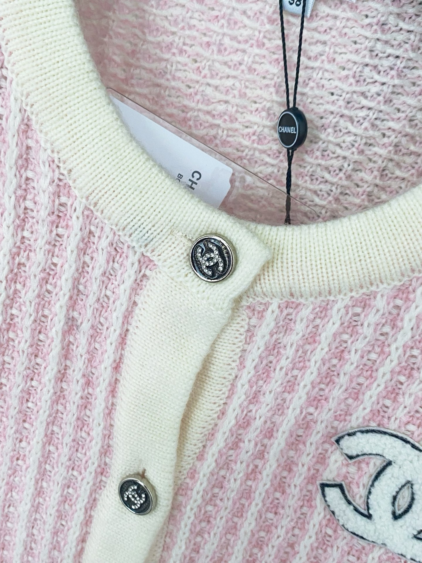 Chanel Women's Pink Knit Cardigan with Logo, Breathable Fabric, Size 36/38/40 8 i1760505050551 2420 0 5