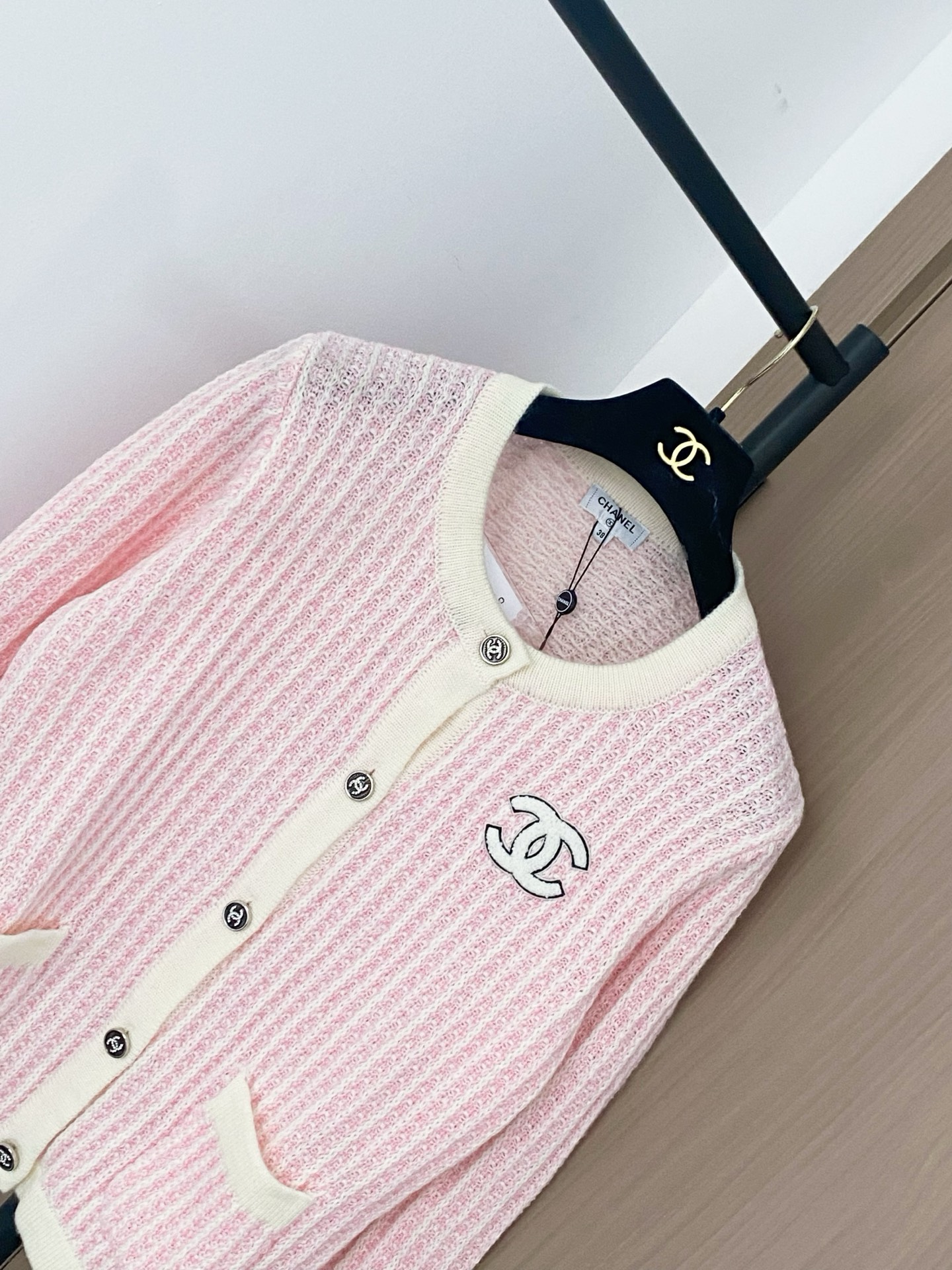 Chanel Women's Pink Knit Cardigan with Logo, Breathable Fabric, Size 36/38/40 4 i1760505050614 4995 0 2
