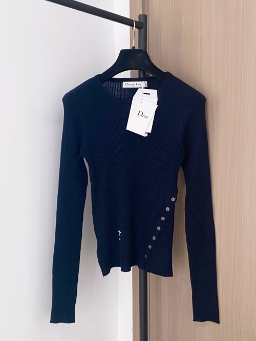 Dior Women's Long Sleeve Top with Embroidered Logo - Slim Fit & Stylish 1 Dior Women's Long Sleeve Top with Embroidered Logo - Slim Fit & Stylish