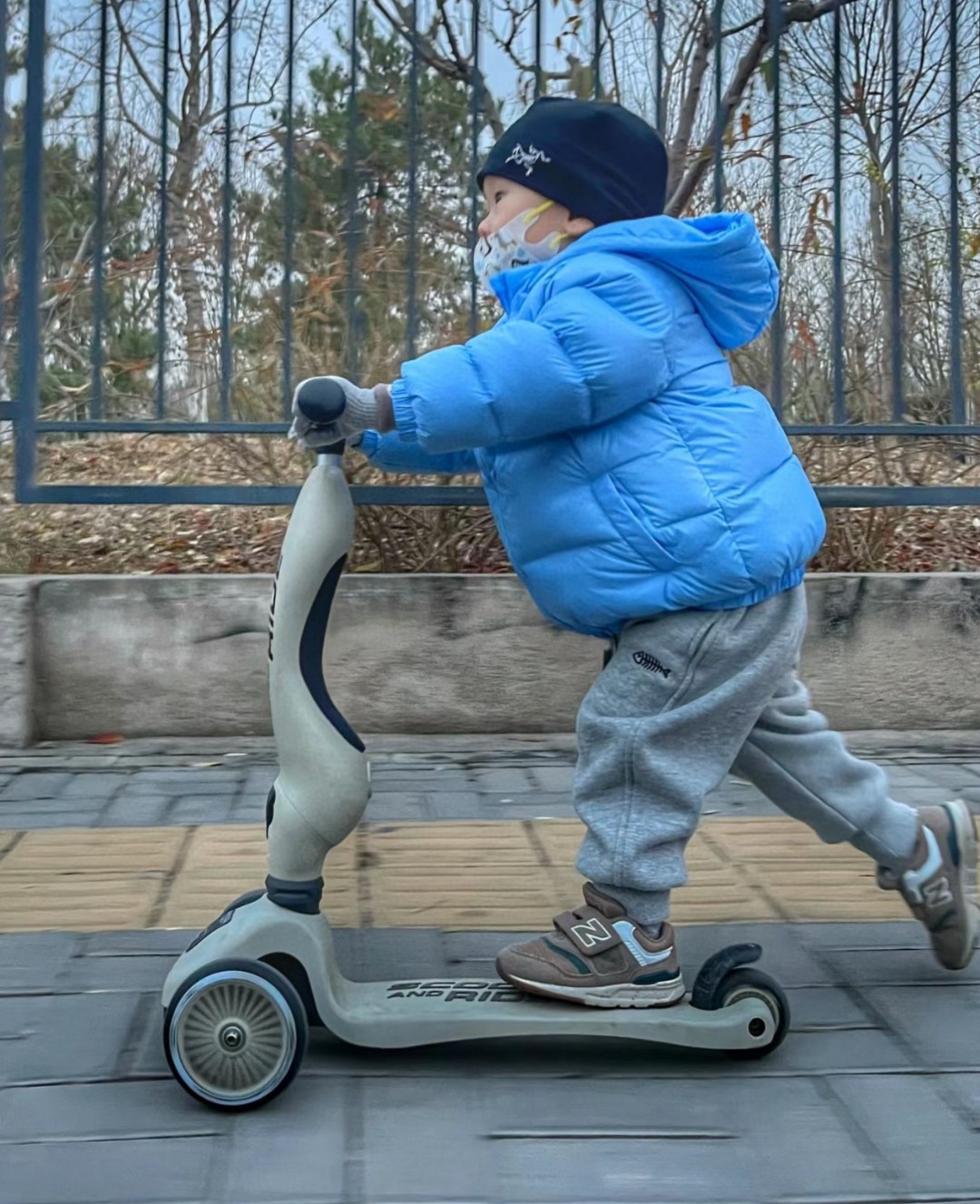 Designed with a universal fit suitable for both adults and children. Ide - Comprehensive 2