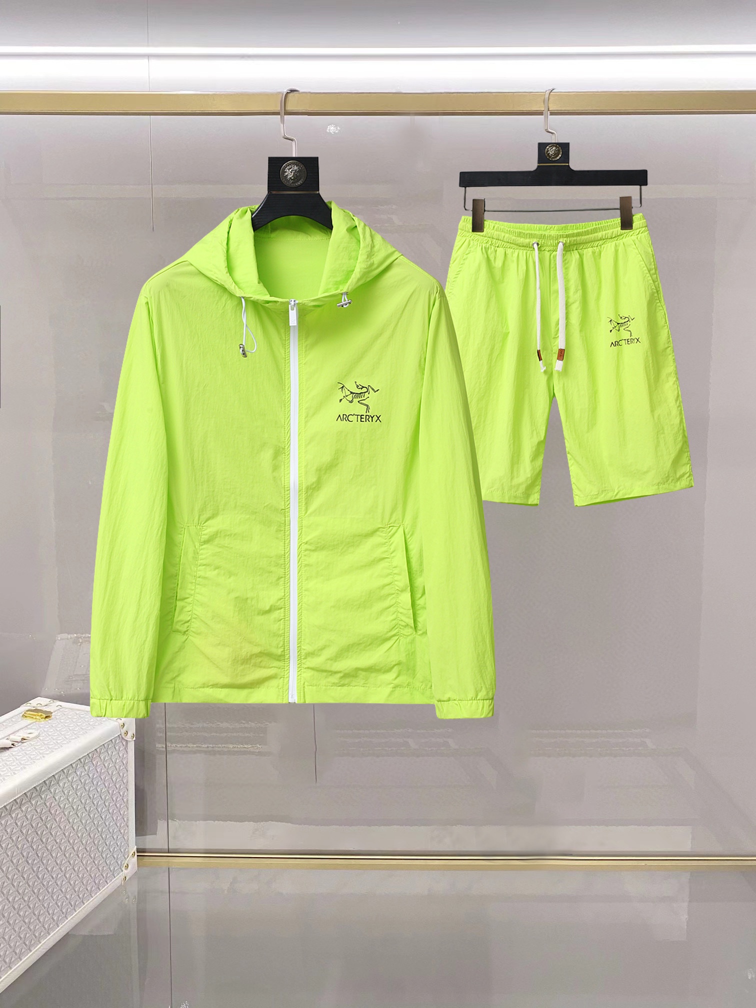 P240 Conjunto de ropa y pantalón corto de protección solar de verano Arc'teryx 2026, sincronizado con contado…