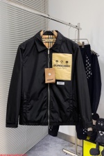 Lo stesso paragrafo del sito ufficiale di Burberry, sarà rilasciato in anticipo! 2024SS AUTUNGA E INVERNO NUOVA GIACCHE MUSAGGIO, la versione originale a tre standard completa ad alta end! Con un cappello nascosto, il tessuto con banco personalizzato è traspirante e confortevole, i dettagli sono impeccabili e il concetto di design dell'elemento del marchio si riflette in alta qualità. La sensazione è delicata e morbida! Mostra il taglio del tempo libero, la versione della parte superiore del corpo è superba! Numero di codici: m ~ 3xl, il massimo indossare 200 libbre, altezza e peso di ordinazione e segnalazione 1 Lo stesso paragrafo del sito ufficiale di Burberry, sarà rilasciato in anticipo! 2024SS AUTUNGA E INVERNO NUOVA GIACCHE MUSAGGIO, la versione originale a tre standard completa ad alta end! Con un cappello nascosto, il tessuto con banco personalizzato è traspirante e confortevole, i dettagli sono impeccabili e il concetto di design dell’elemento del marchio si riflette in alta qualità. La sensazione è delicata e morbida! Mostra il taglio del tempo libero, la versione della parte superiore del corpo è superba! Numero di codici: m ~ 3xl, il massimo indossare 200 libbre, altezza e peso di ordinazione e segnalazione