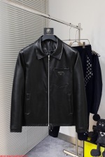 Lo stesso paragrafo del sito ufficiale di Prada, sarà rilasciato in anticipo! 2024SS Autumn e inverno giacca di pelle da uomo New Men, originale Tre standard a tre standard Full -End Version! Con un cappello nascosto, il tessuto con banco personalizzato è traspirante e confortevole, i dettagli sono impeccabili e il concetto di design dell'elemento del marchio si riflette in alta qualità. La sensazione è delicata e morbida! Mostra il taglio del tempo libero, la versione della parte superiore del corpo è superba! Numero di codici: m ~ 3xl, il massimo indossare 200 libbre, altezza e peso di ordinazione e segnalazione 1 Lo stesso paragrafo del sito ufficiale di Prada, sarà rilasciato in anticipo! 2024SS Autumn e inverno giacca di pelle da uomo New Men, originale Tre standard a tre standard Full -End Version! Con un cappello nascosto, il tessuto con banco personalizzato è traspirante e confortevole, i dettagli sono impeccabili e il concetto di design dell’elemento del marchio si riflette in alta qualità. La sensazione è delicata e morbida! Mostra il taglio del tempo libero, la versione della parte superiore del corpo è superba! Numero di codici: m ~ 3xl, il massimo indossare 200 libbre, altezza e peso di ordinazione e segnalazione