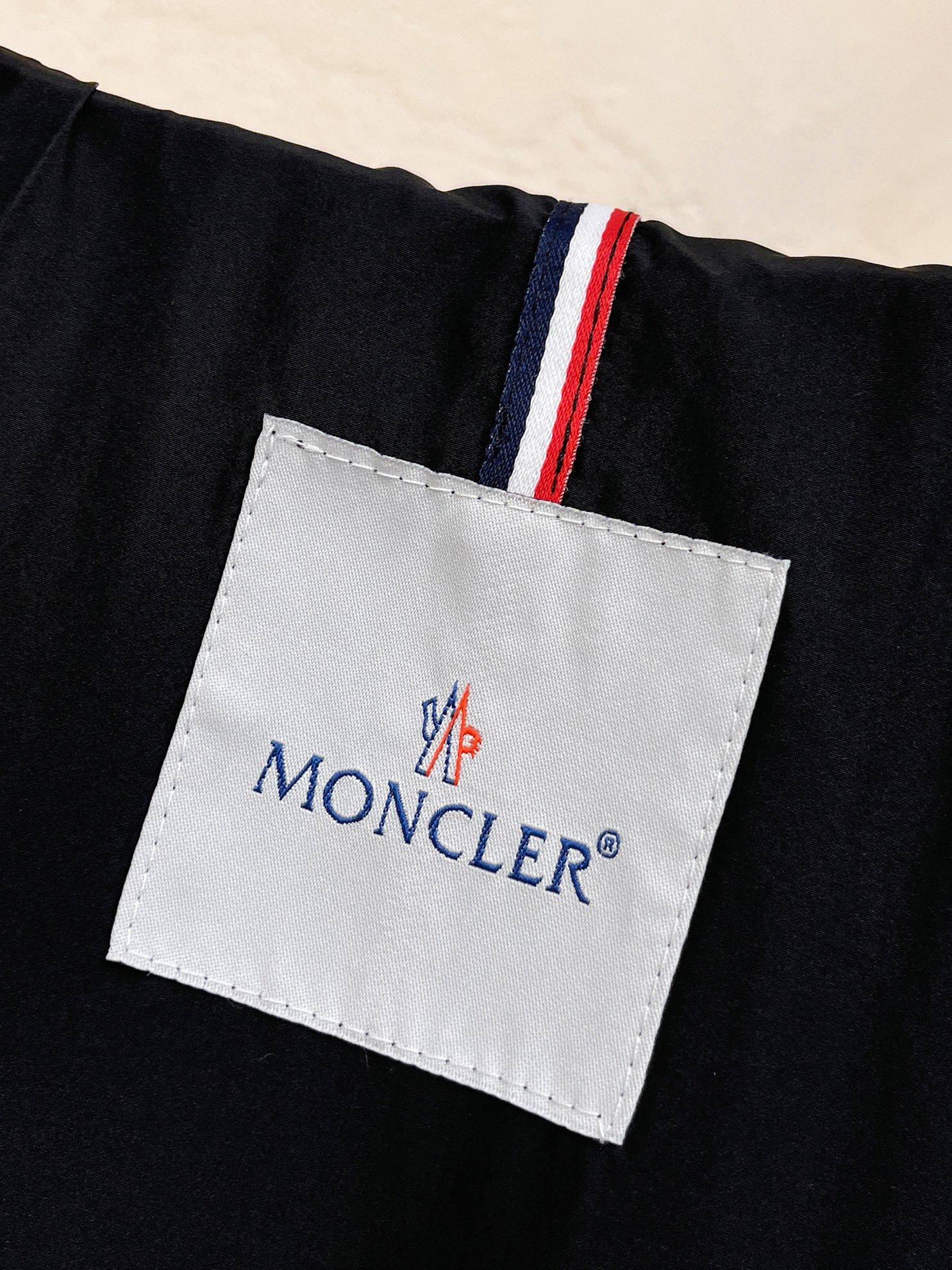 moncler men ?? ！2026 New ， ！ ， ， ， 。 ！ ， ！ ：M 3XL 200 ， 。 — photo 9
