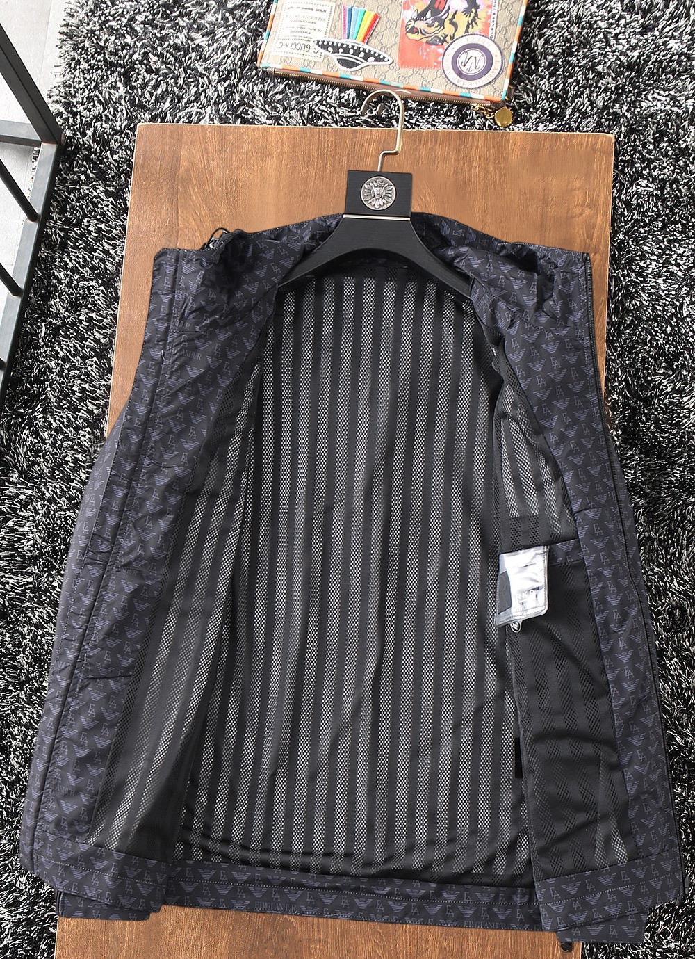 Armani 2025 Spring New Casual Jacket: Lightweight Tech Fabric, Hooded Design 4 i1730280874 3914 0