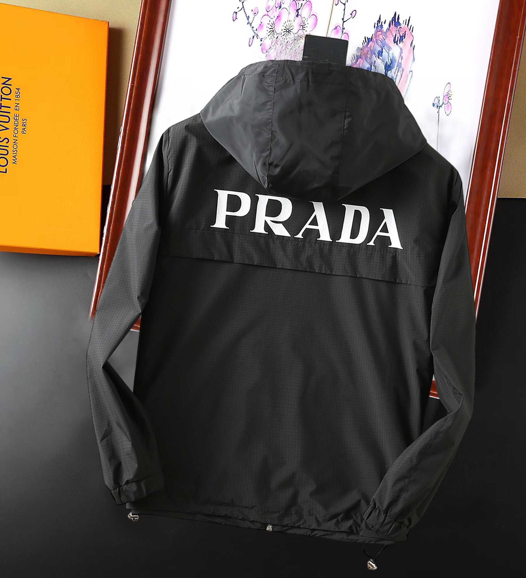 P320 Prada 2026 primavera y otoño popular contra nueva chaqueta de moda casual, estilo de diseño ultravanguardista, del…
