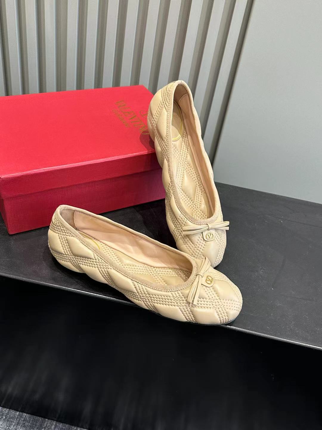 발렌티노 신발 134817 Valentino Shoes 썸네일 이미지