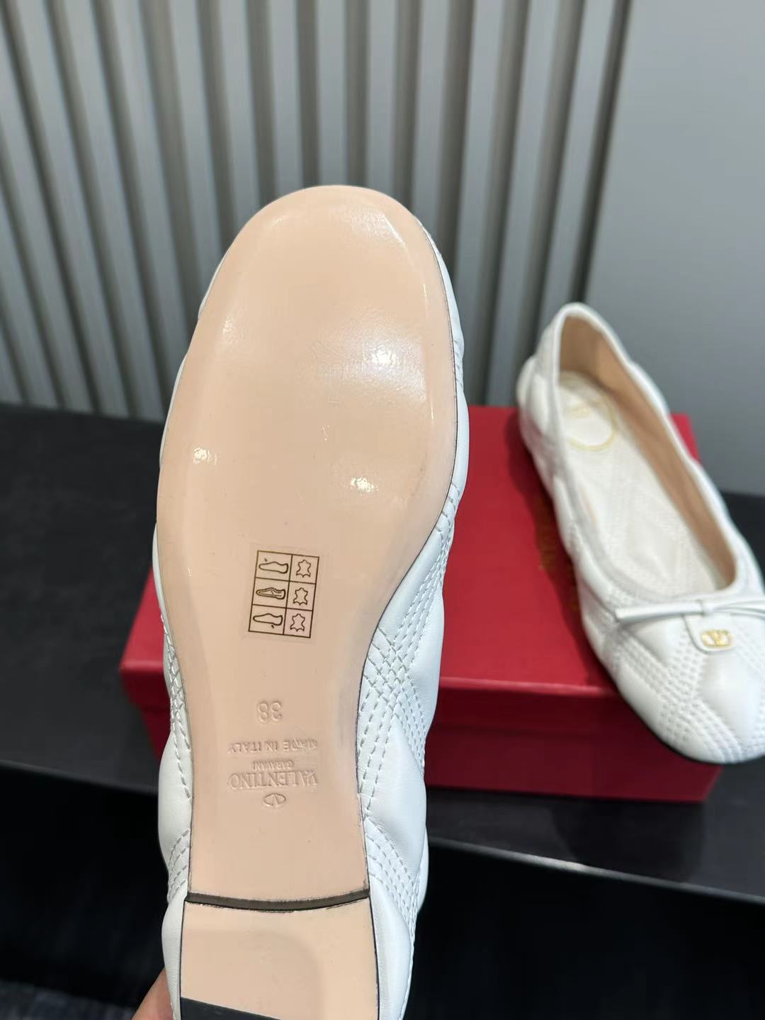 발렌티노 신발 134815 Valentino Shoes 썸네일 이미지