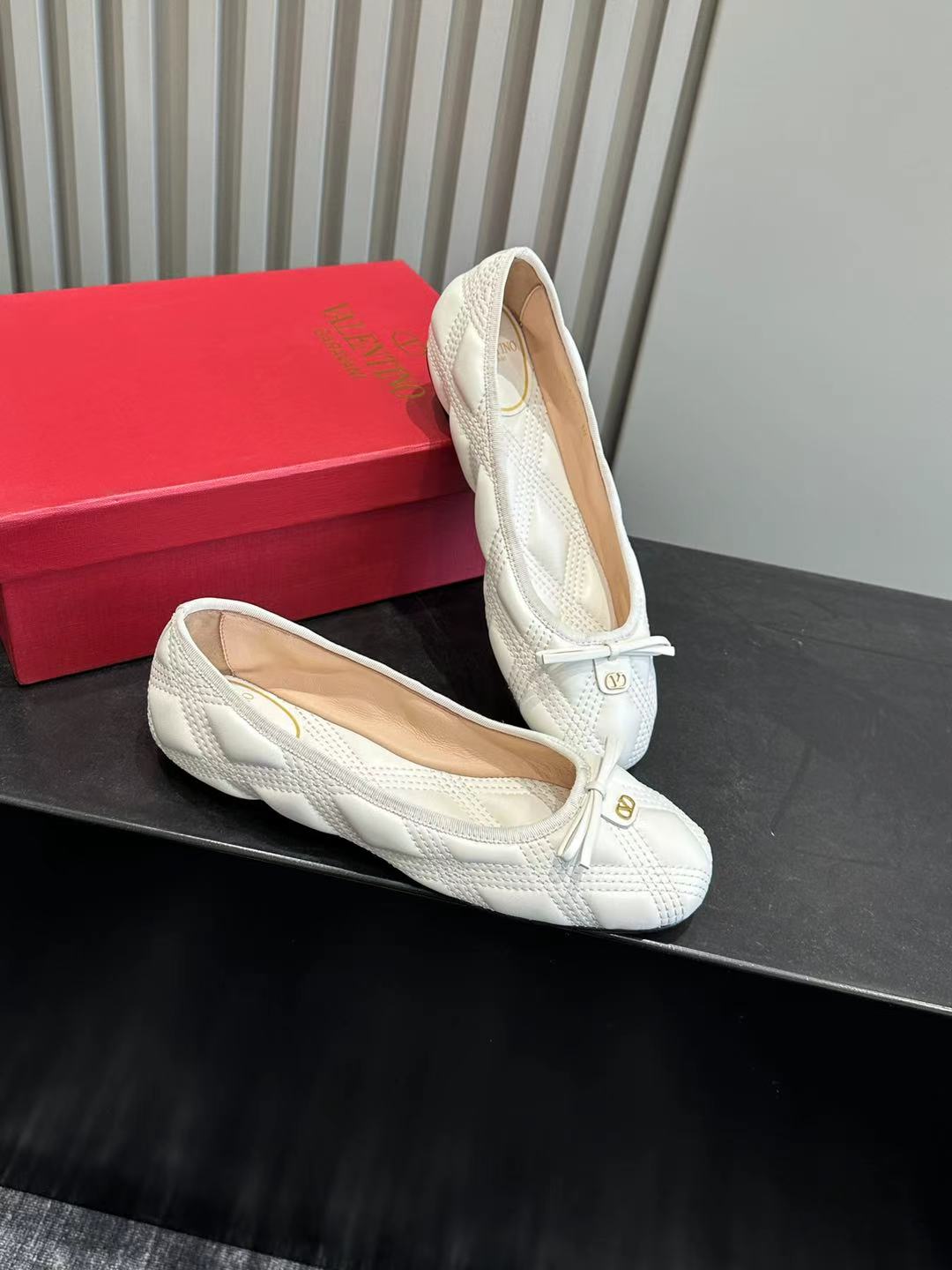 발렌티노 신발 134815 Valentino Shoes 썸네일 이미지