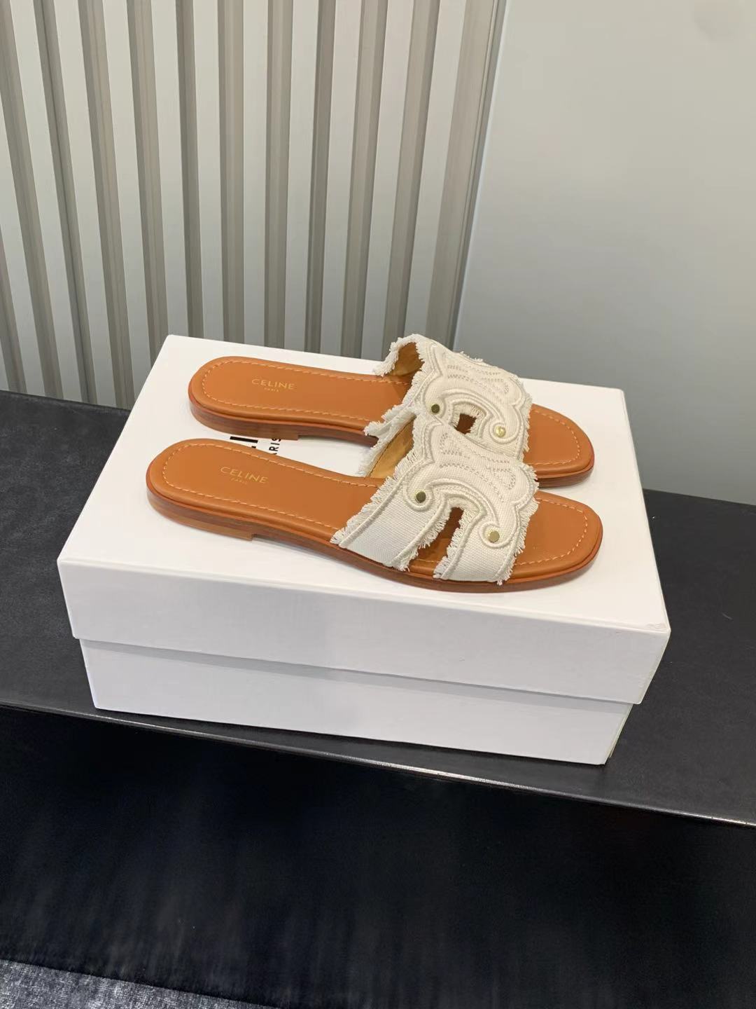 셀린느 신발 108104 Celine Shoes