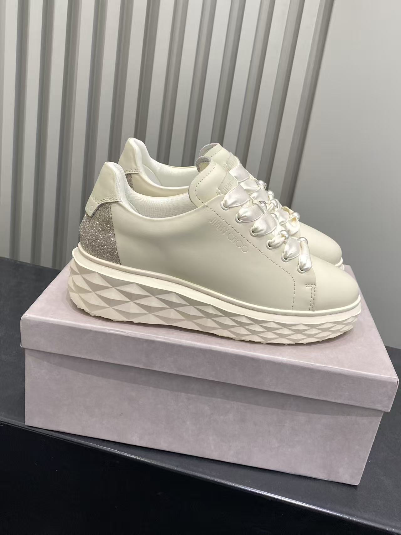 지미 추 신발 Jimmy Choo 8131