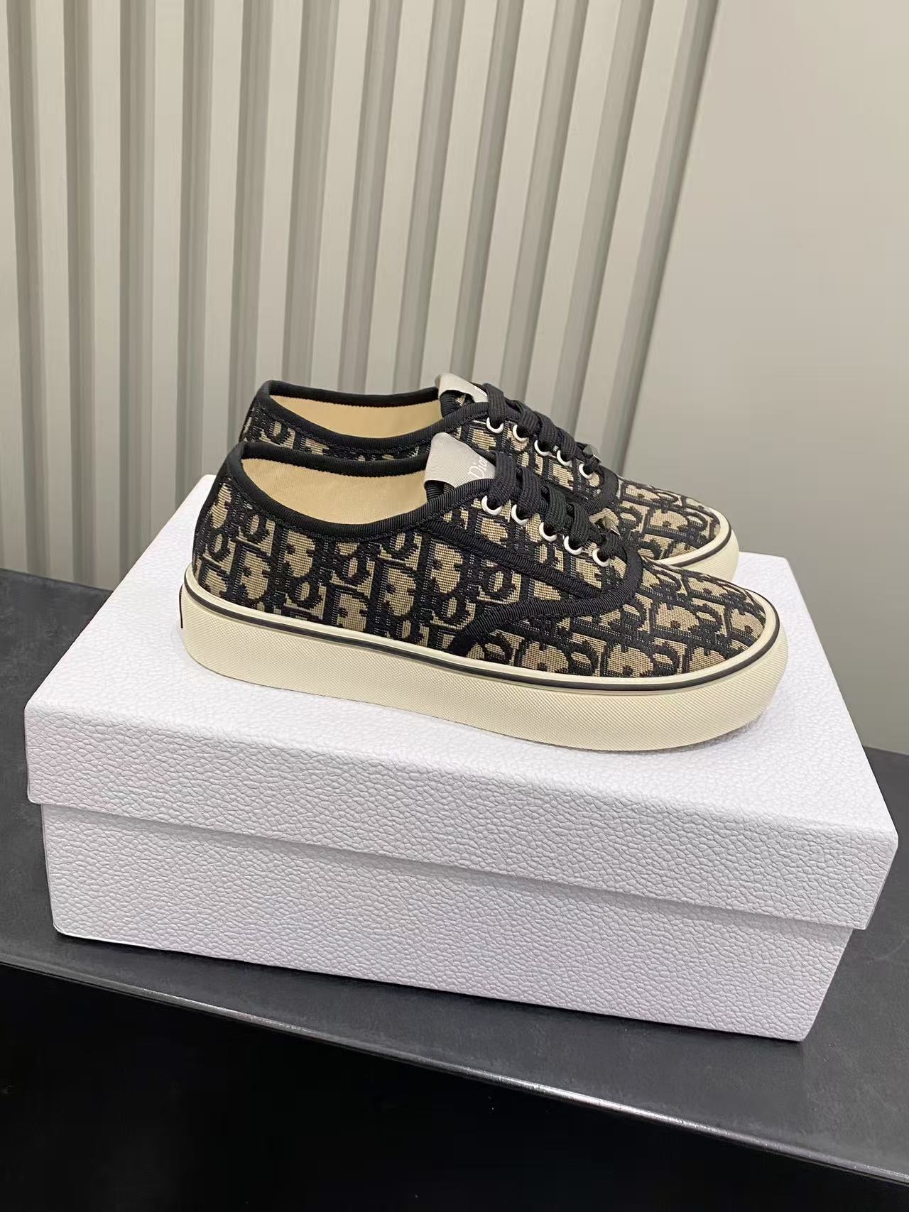 디올 신발 95718 Dior Shoes