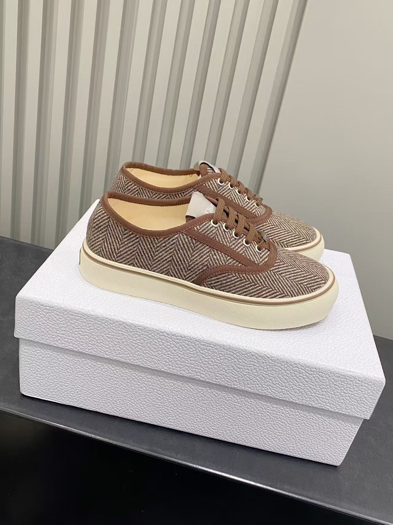 디올 신발 95715 Dior Shoes