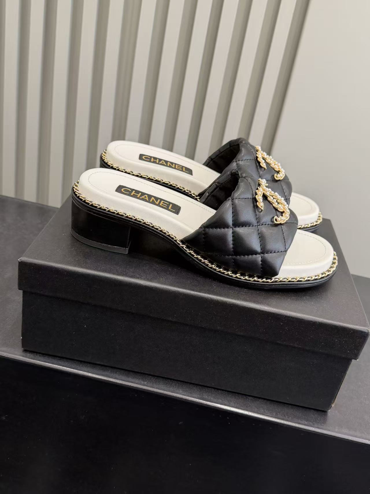 샤넬 신발 96184 Chanel Shoes