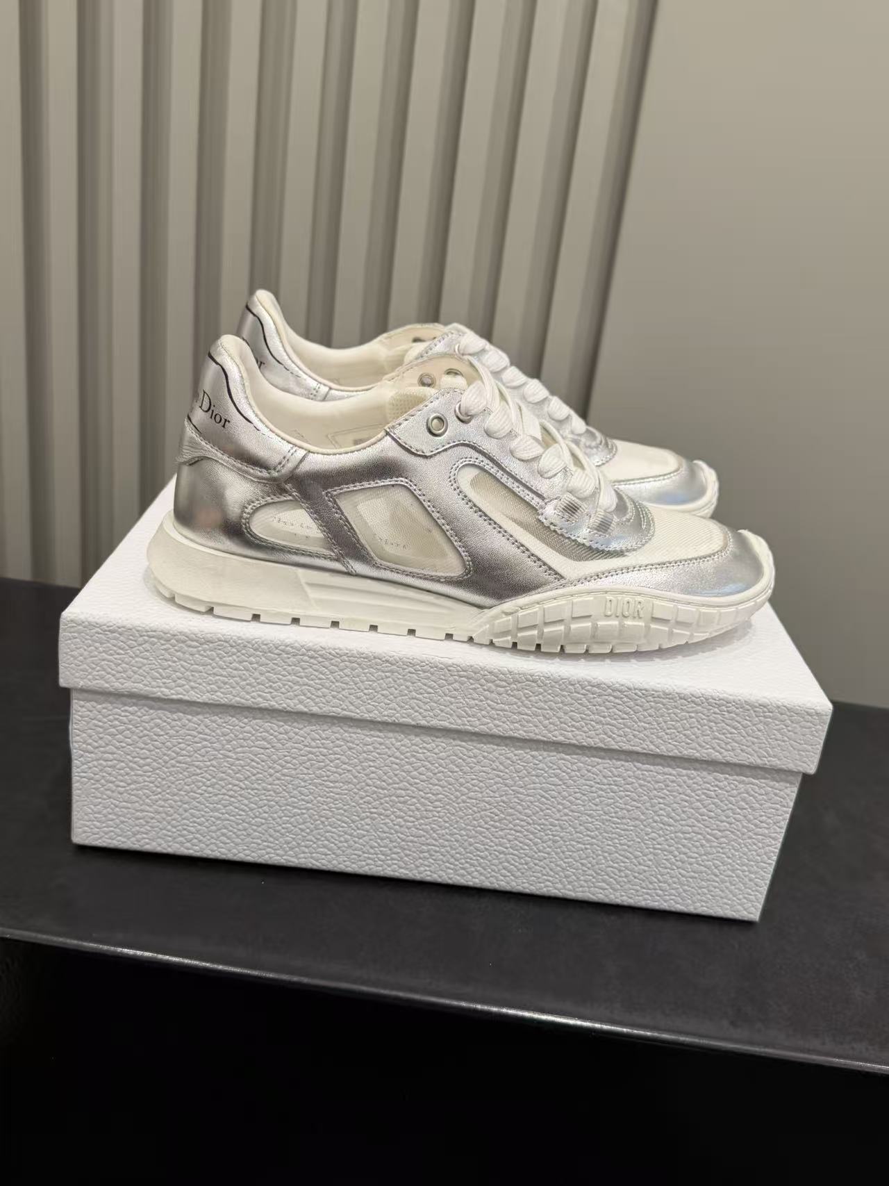 디올 신발 95704 Dior Shoes