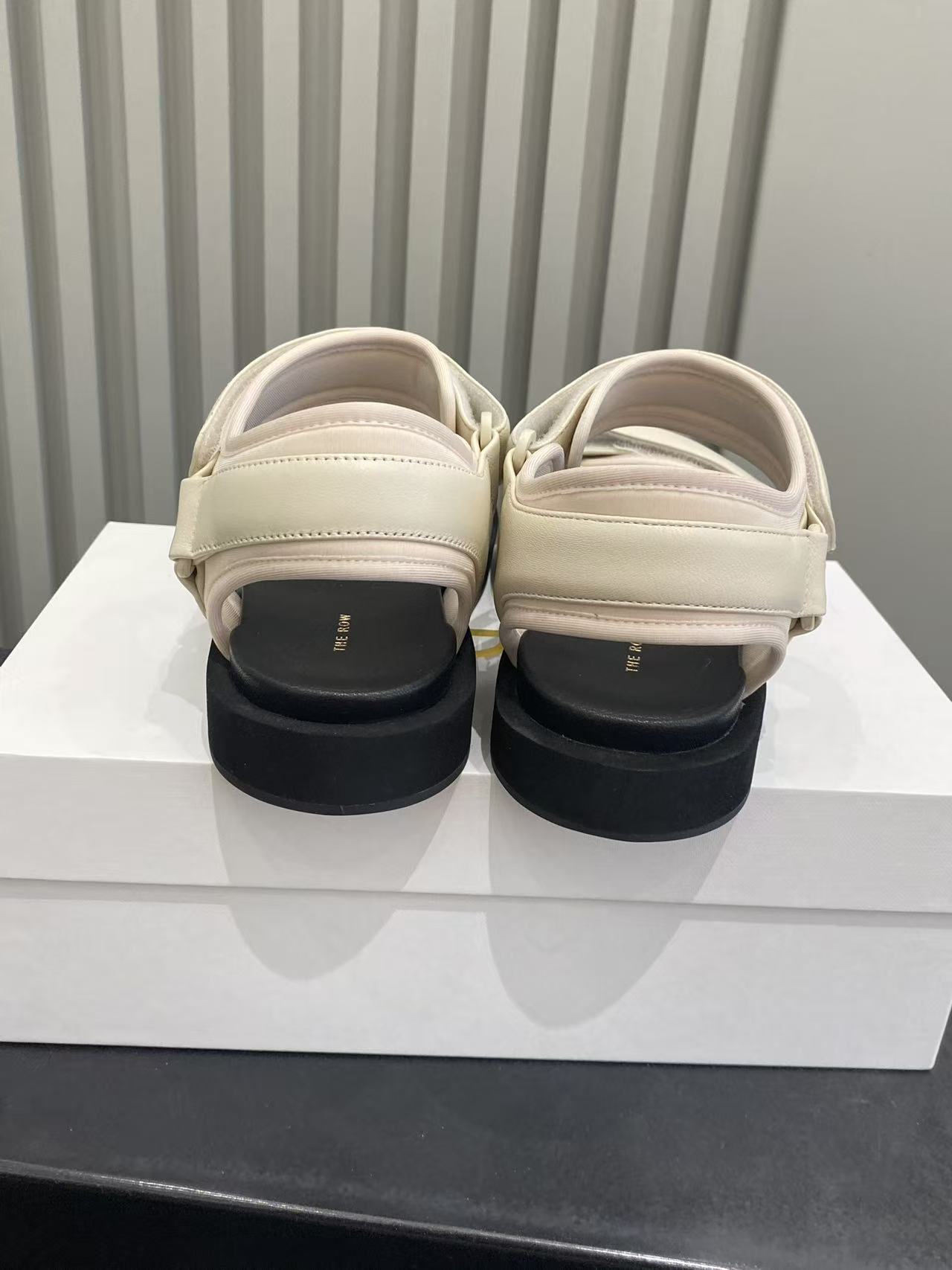 더로우 벨크로 샌달 113576 이미지 8