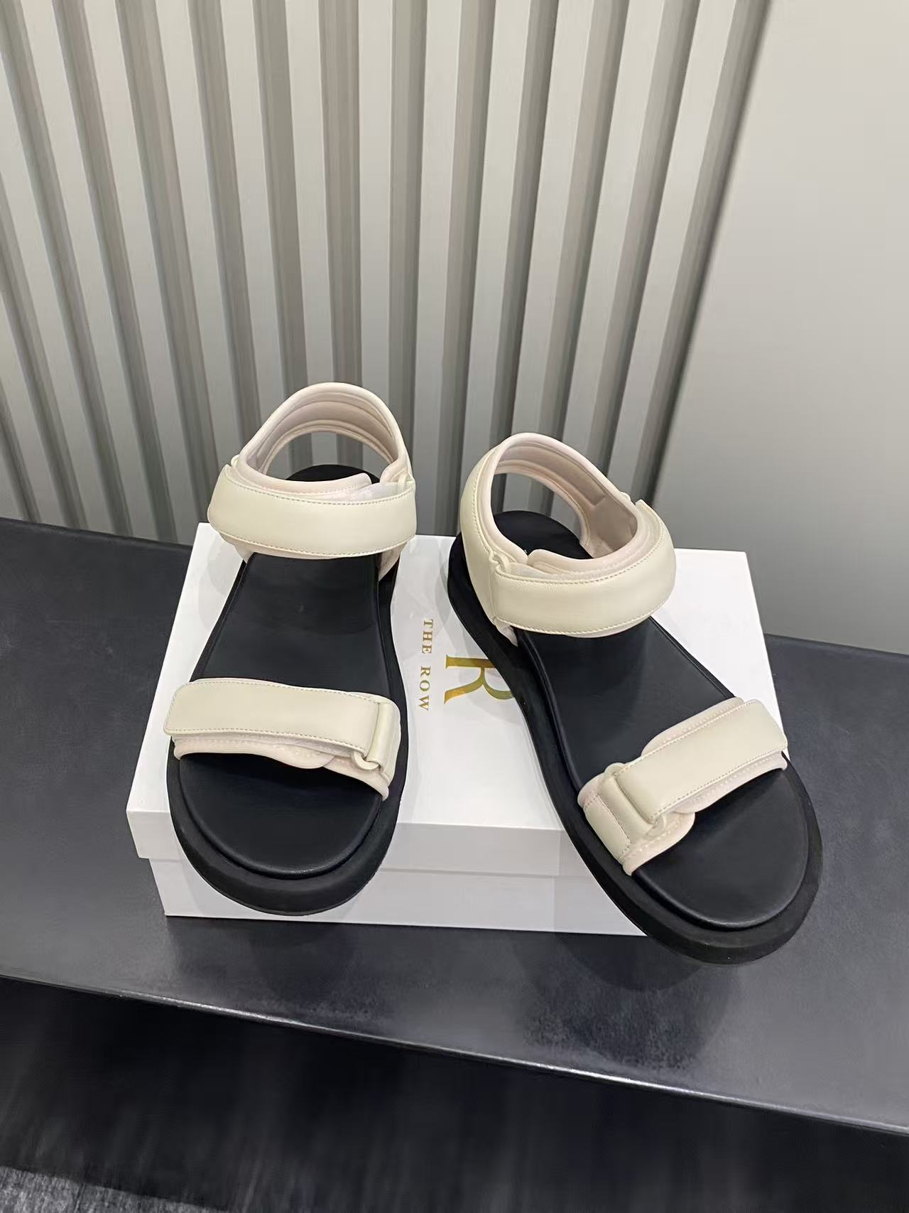 더로우 벨크로 샌달 113576 이미지 5