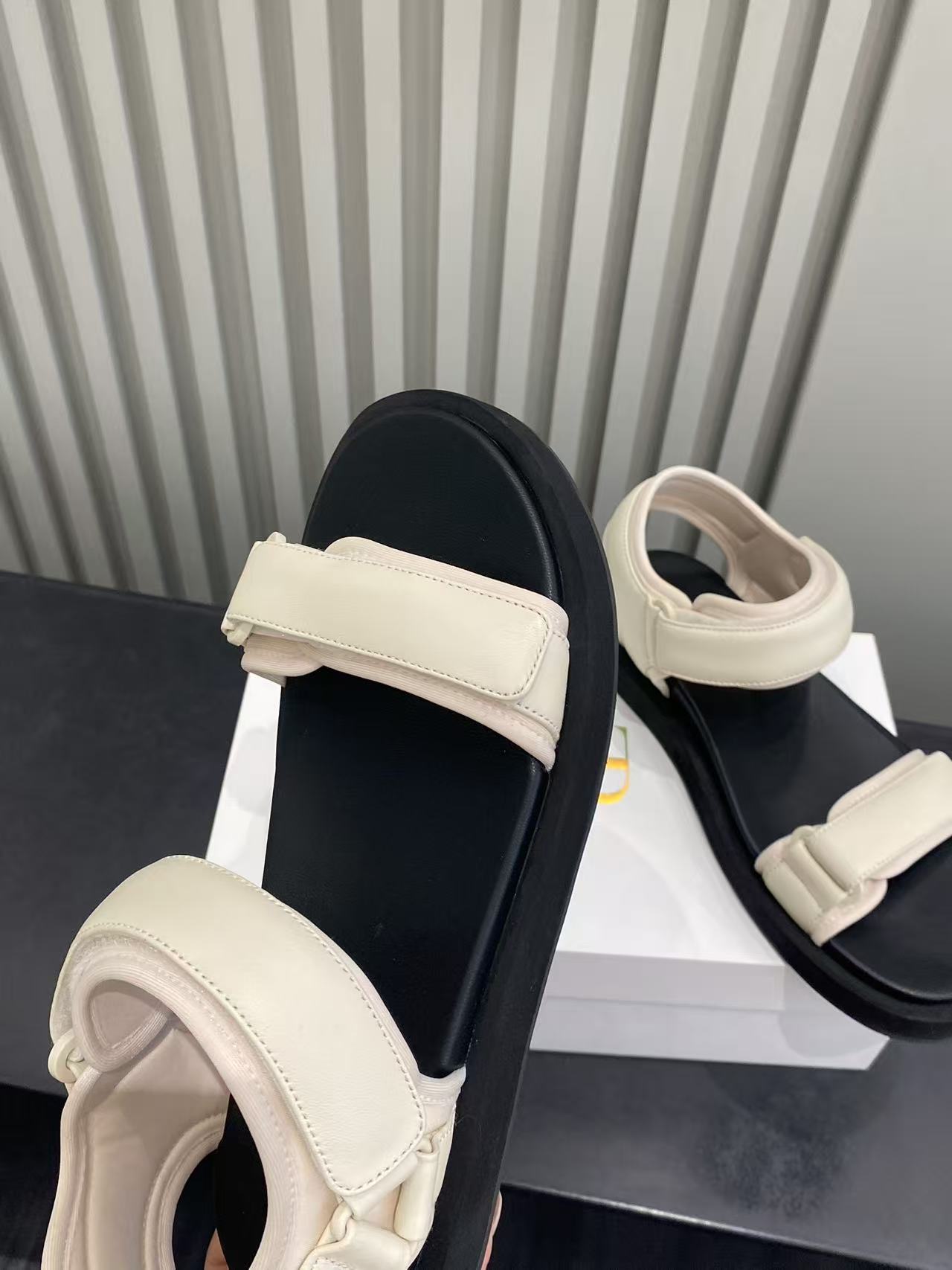 더로우 벨크로 샌달 113576 이미지 6