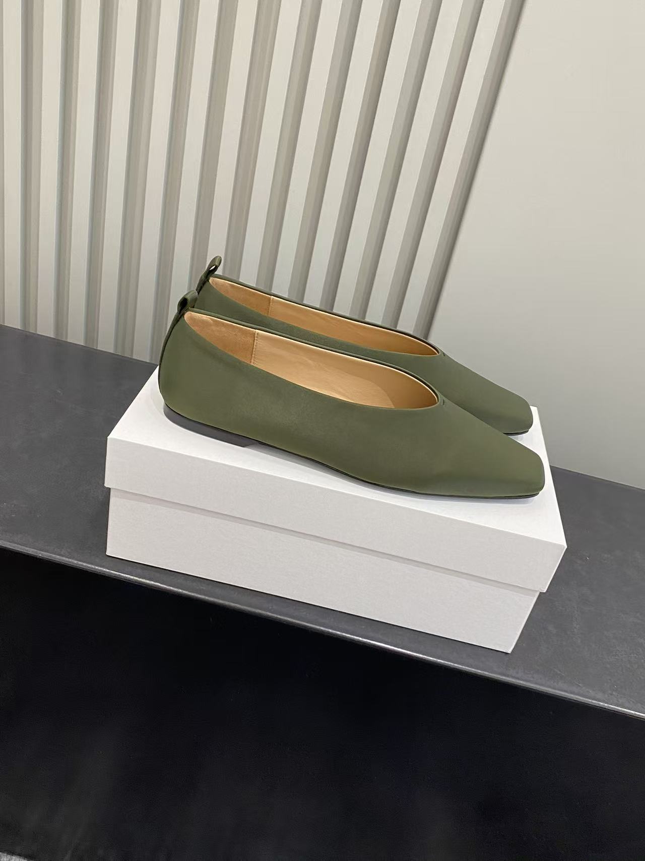 더로우 신발 113574 The Row Shoes