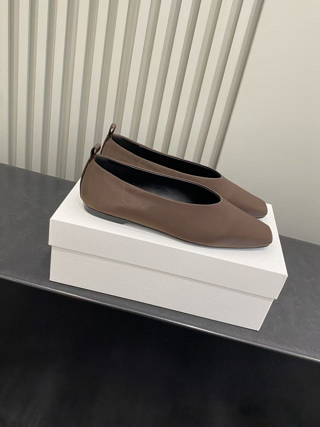 더로우 신발 113572 The Row Shoes