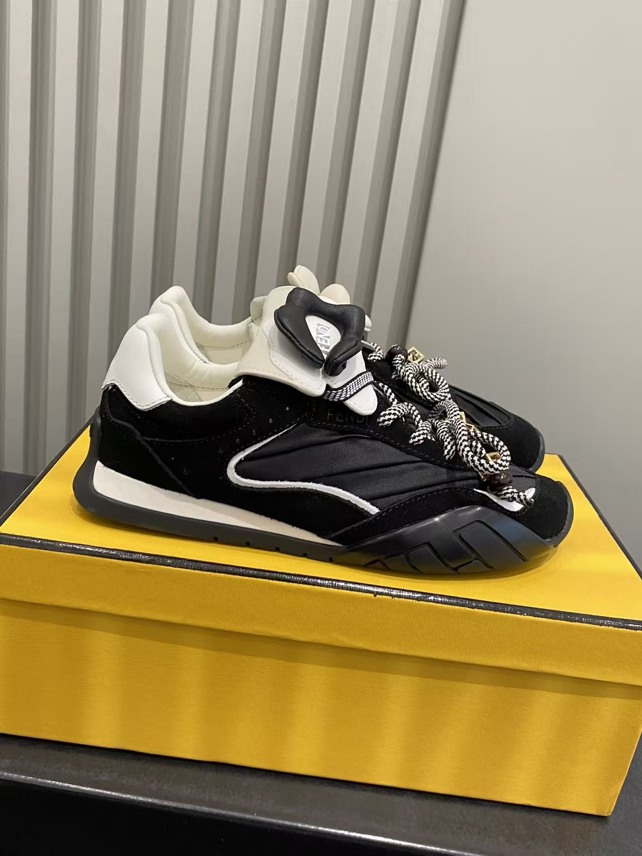 펜디 신발 75556 Fendi Shoes