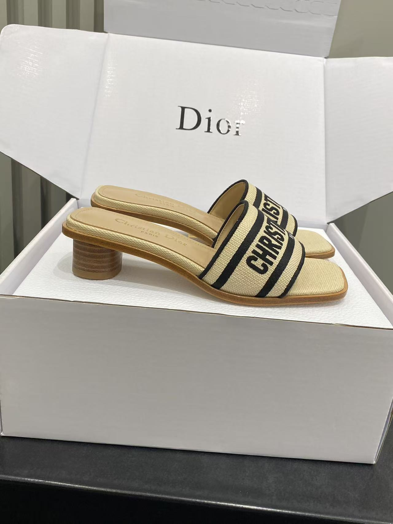 디올 신발 95545 Dior Shoes