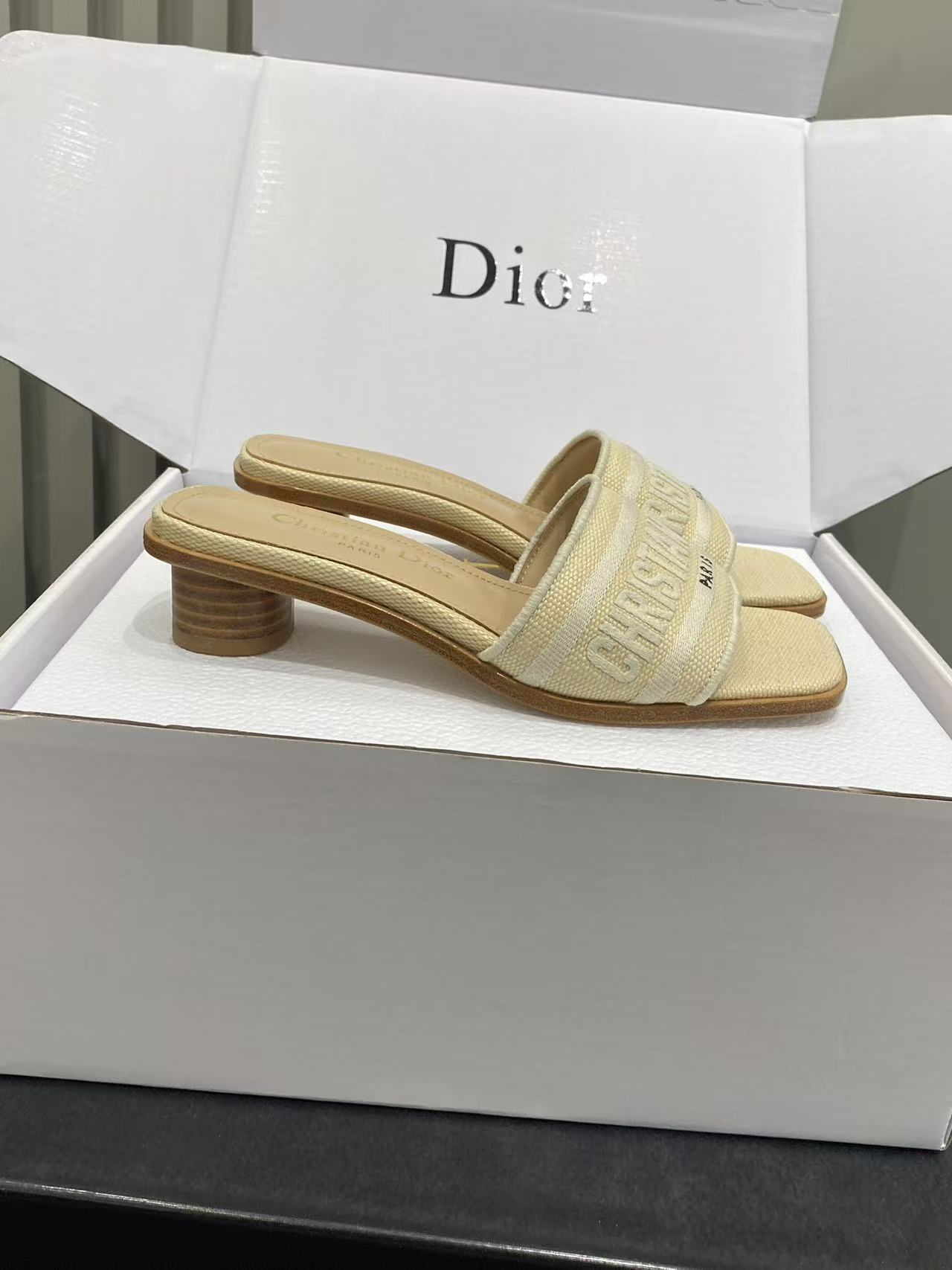 디올 신발 95543 Dior Shoes