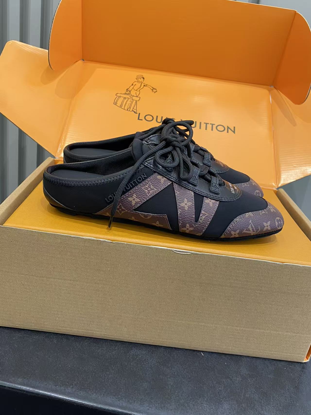 루이비통 신발 99352 Louis Vuitton Shoes