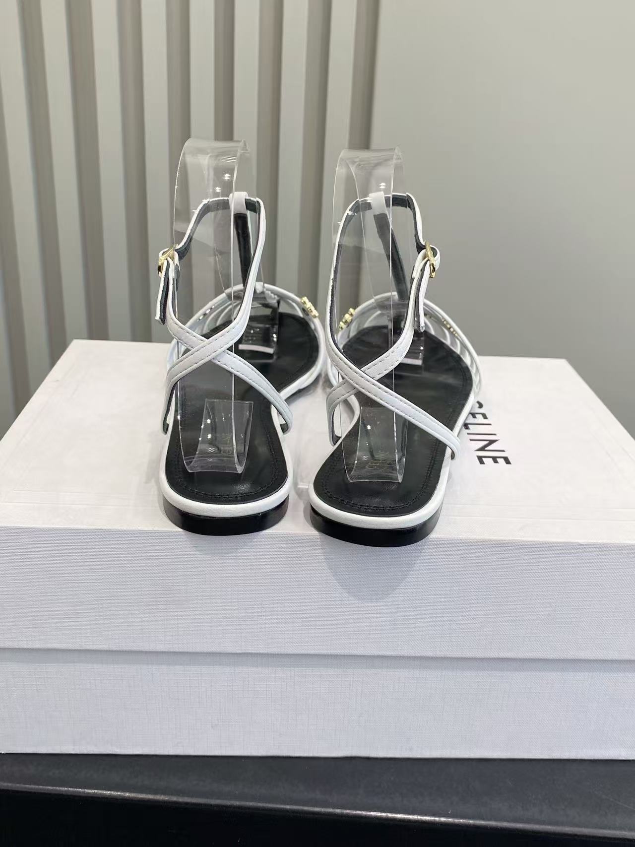 셀린느 개선문 벨트 플랫 로마 샌들 99355 이미지 8