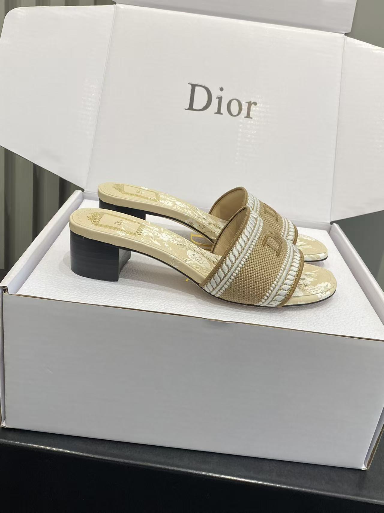 디올 신발 99334 Dior Shoes