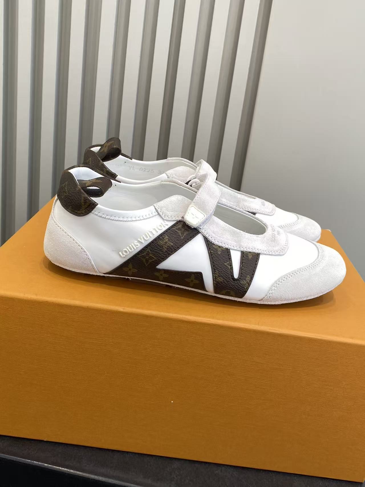루이비통 신발 113587 Louis Vuitton Shoes