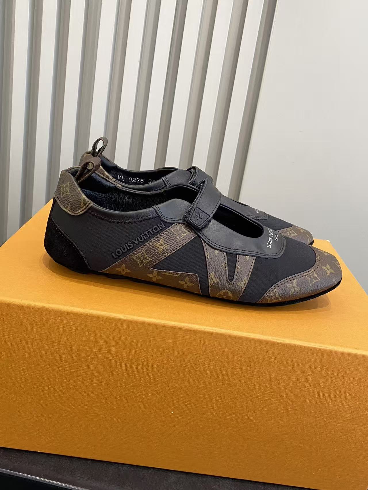 루이비통 신발 113591 Louis Vuitton Shoes