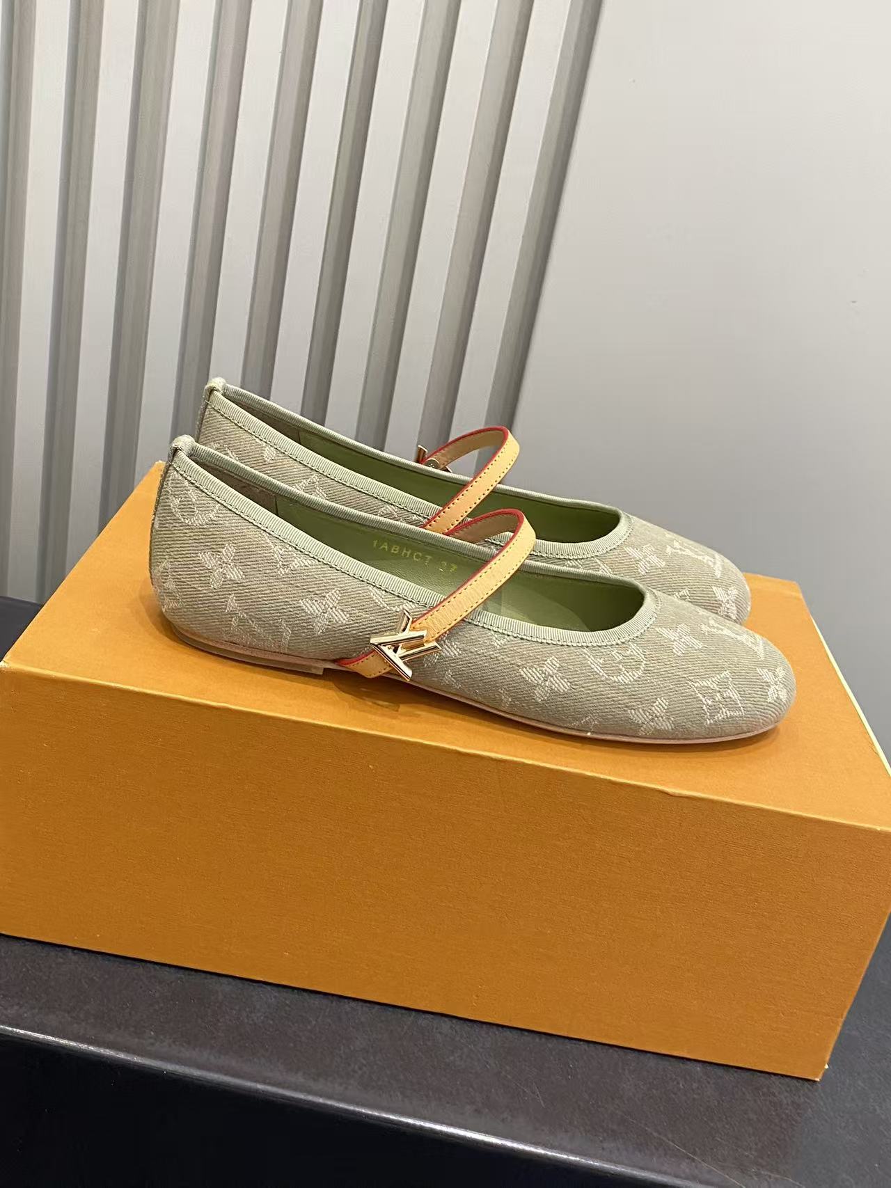 루이비통 신발 113584 Louis Vuitton Shoes