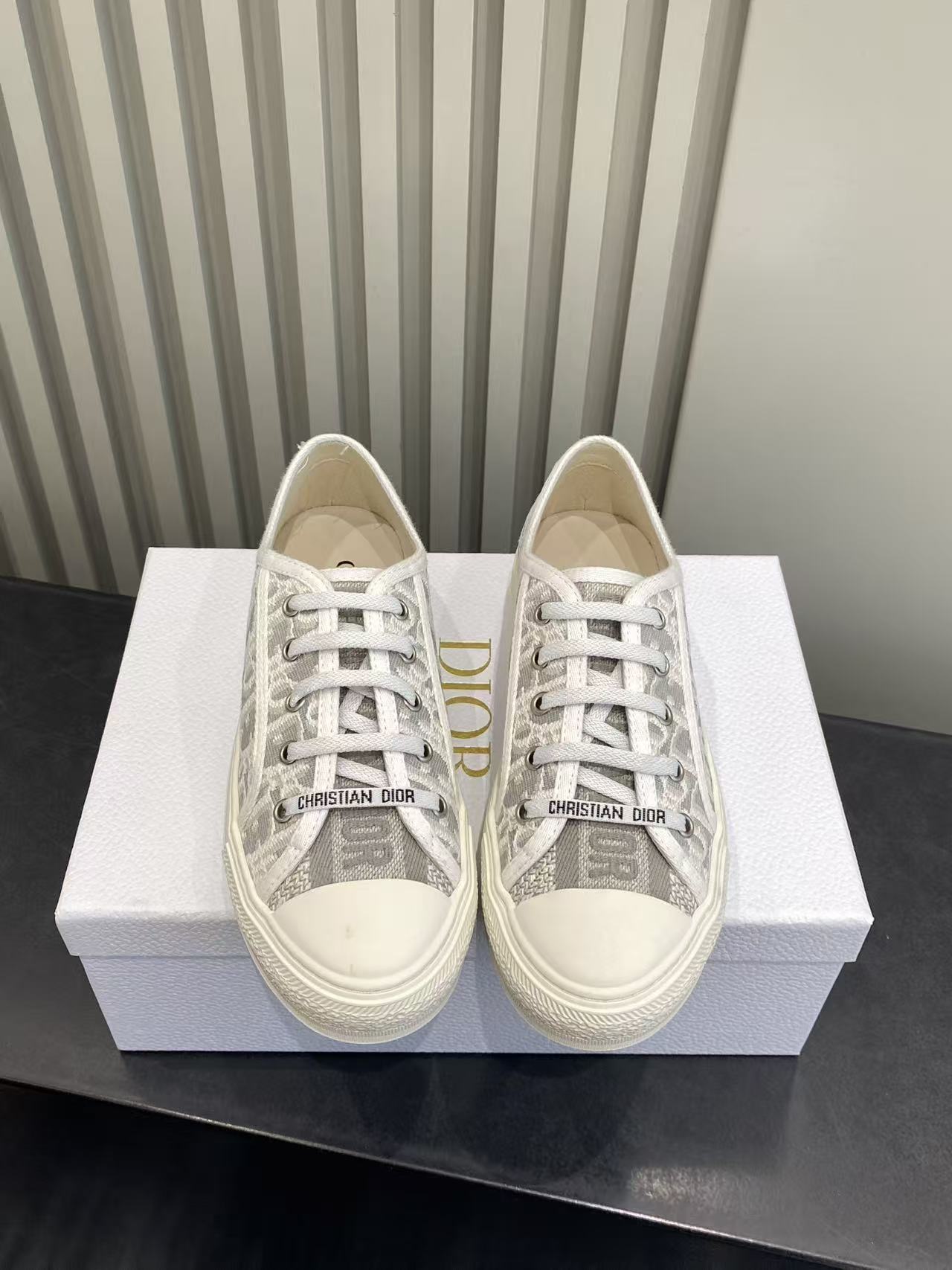디올 신발 132681 Dior Shoes 썸네일 이미지