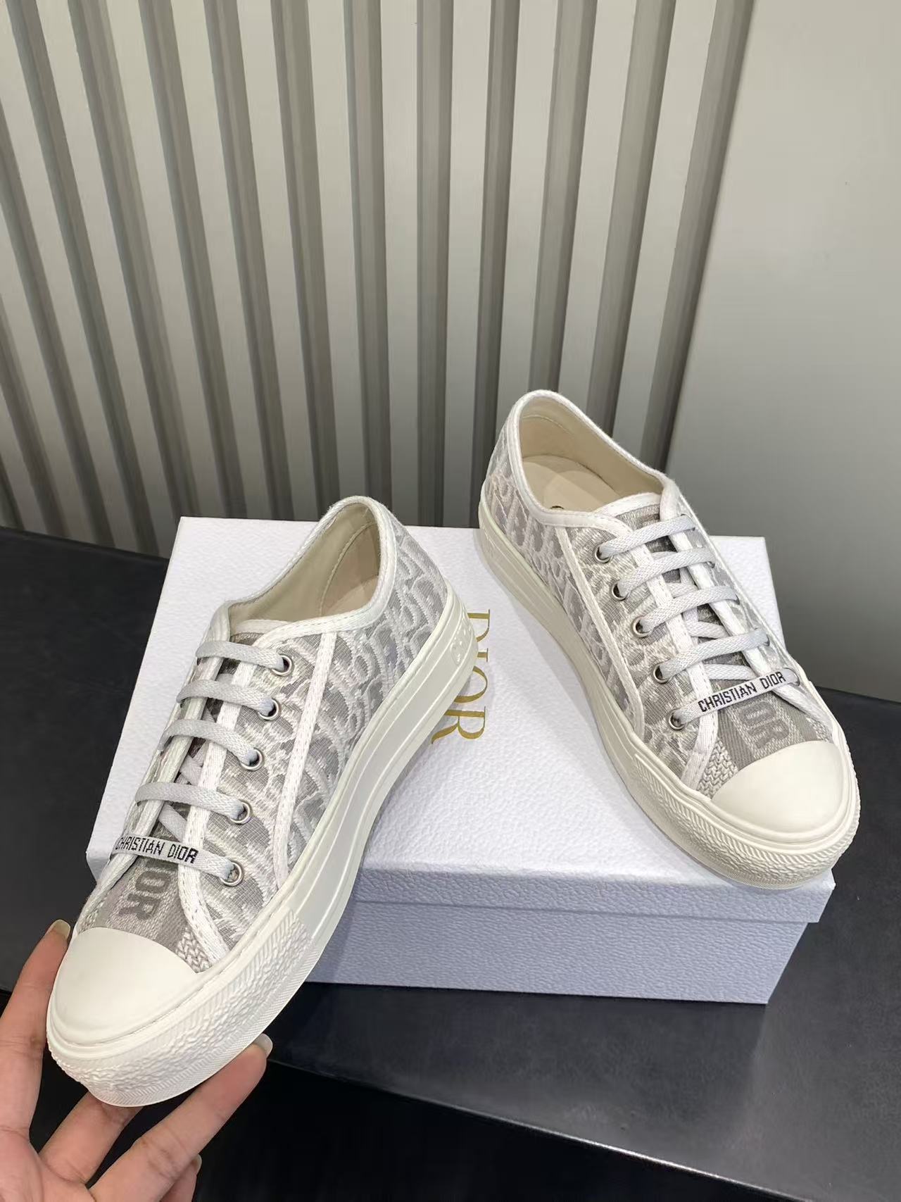 디올 신발 132681 Dior Shoes 썸네일 이미지