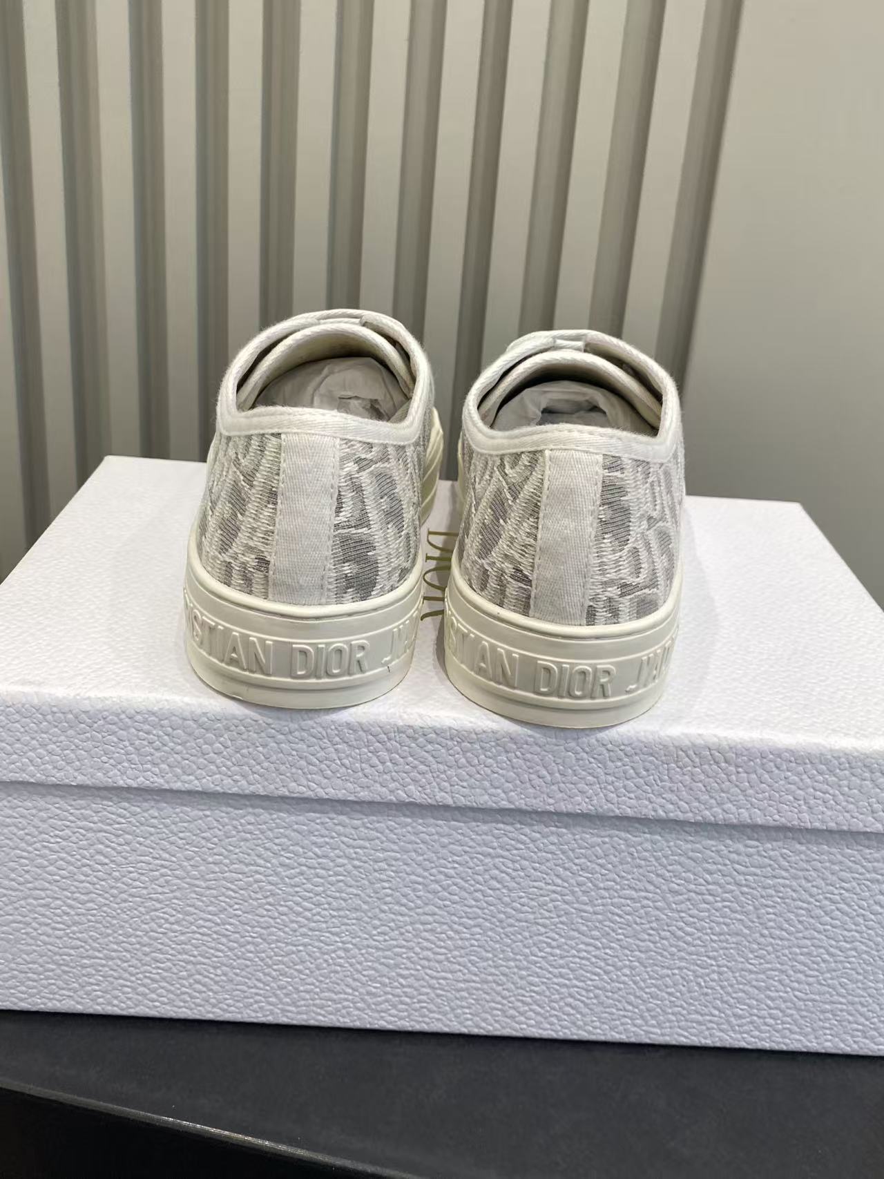 디올 신발 132681 Dior Shoes 썸네일 이미지