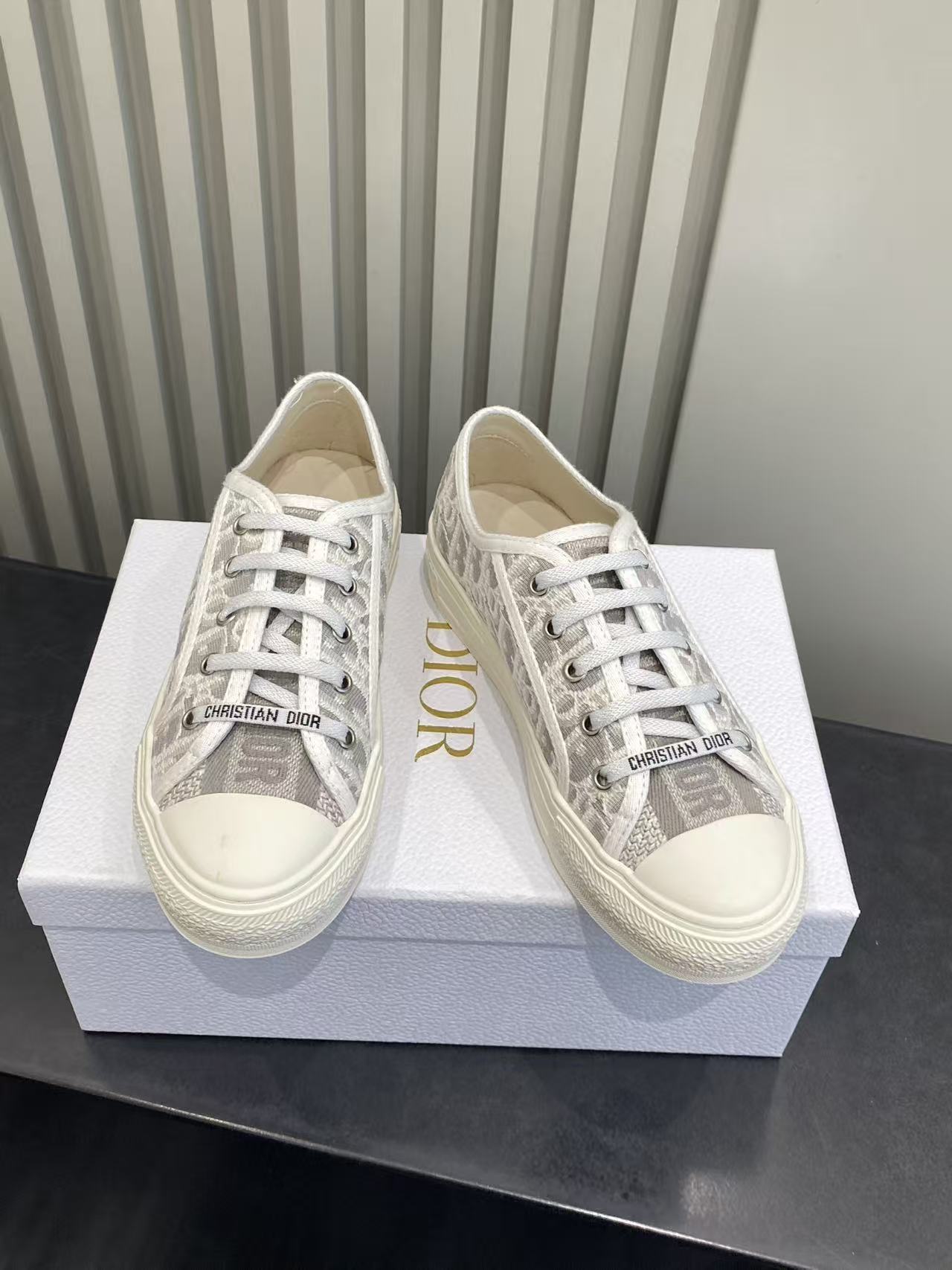 디올 신발 132681 Dior Shoes 썸네일 이미지
